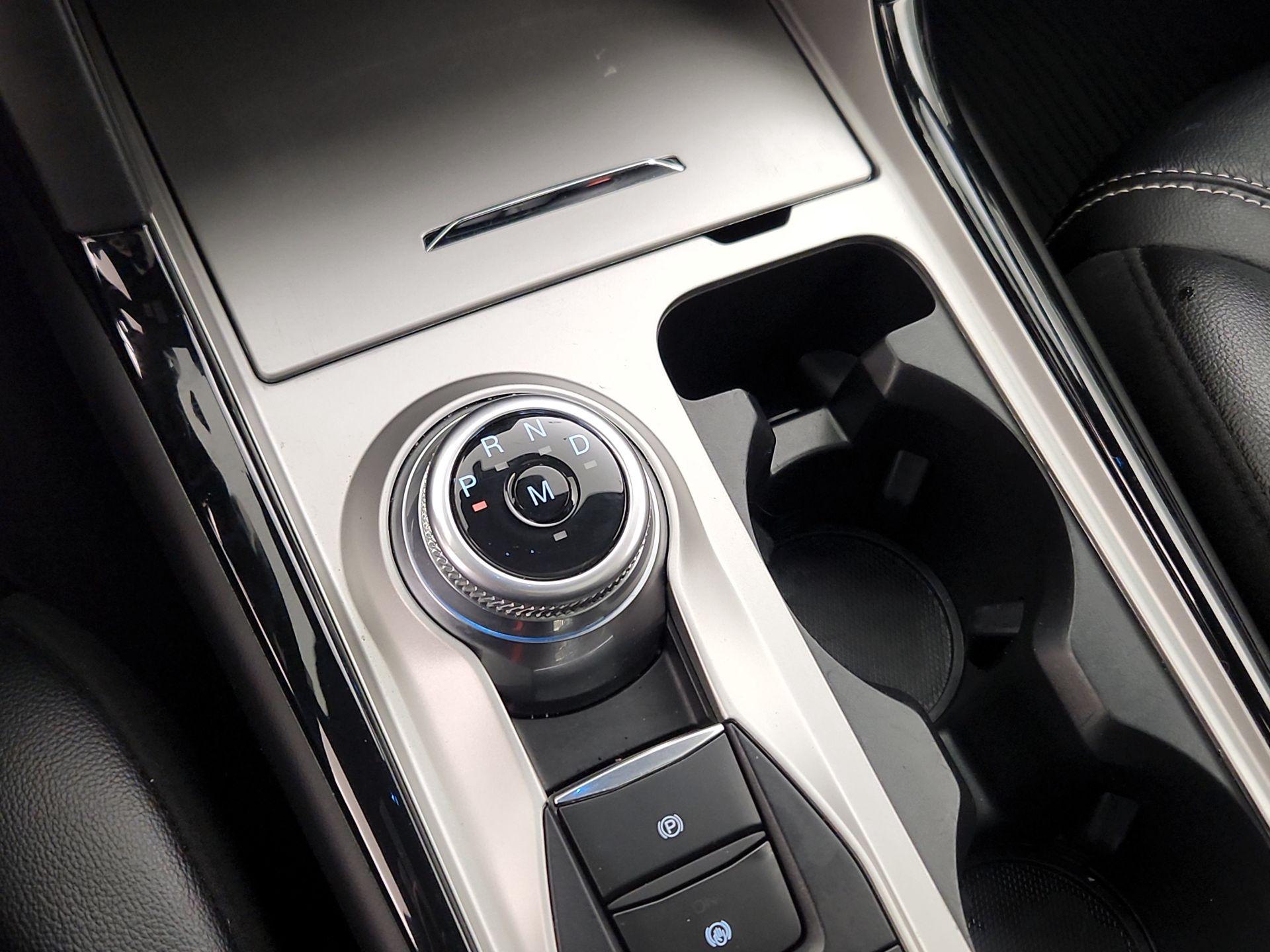 Thumbnail: 2023 Ford Explorer - 18