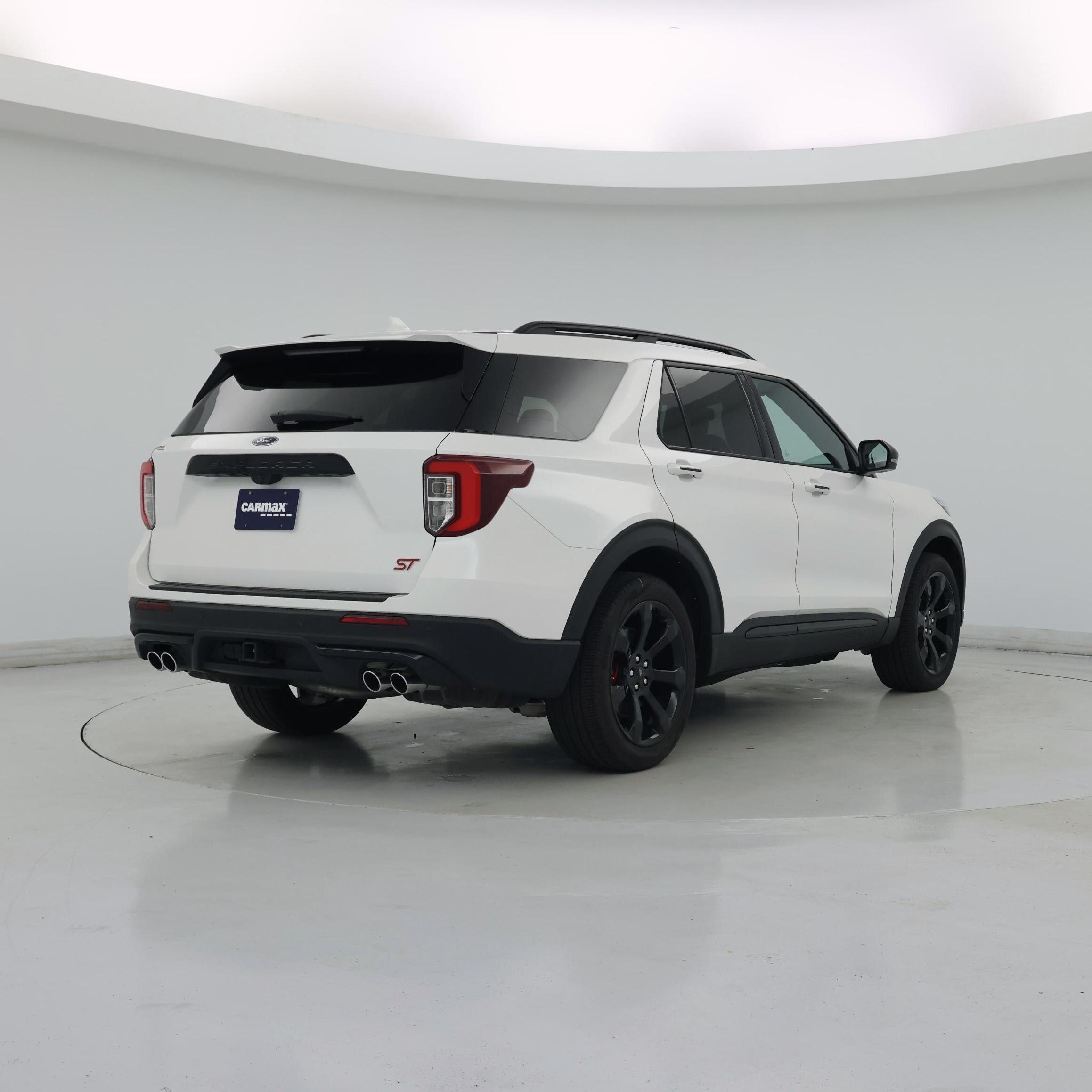 Thumbnail: 2023 Ford Explorer - 8
