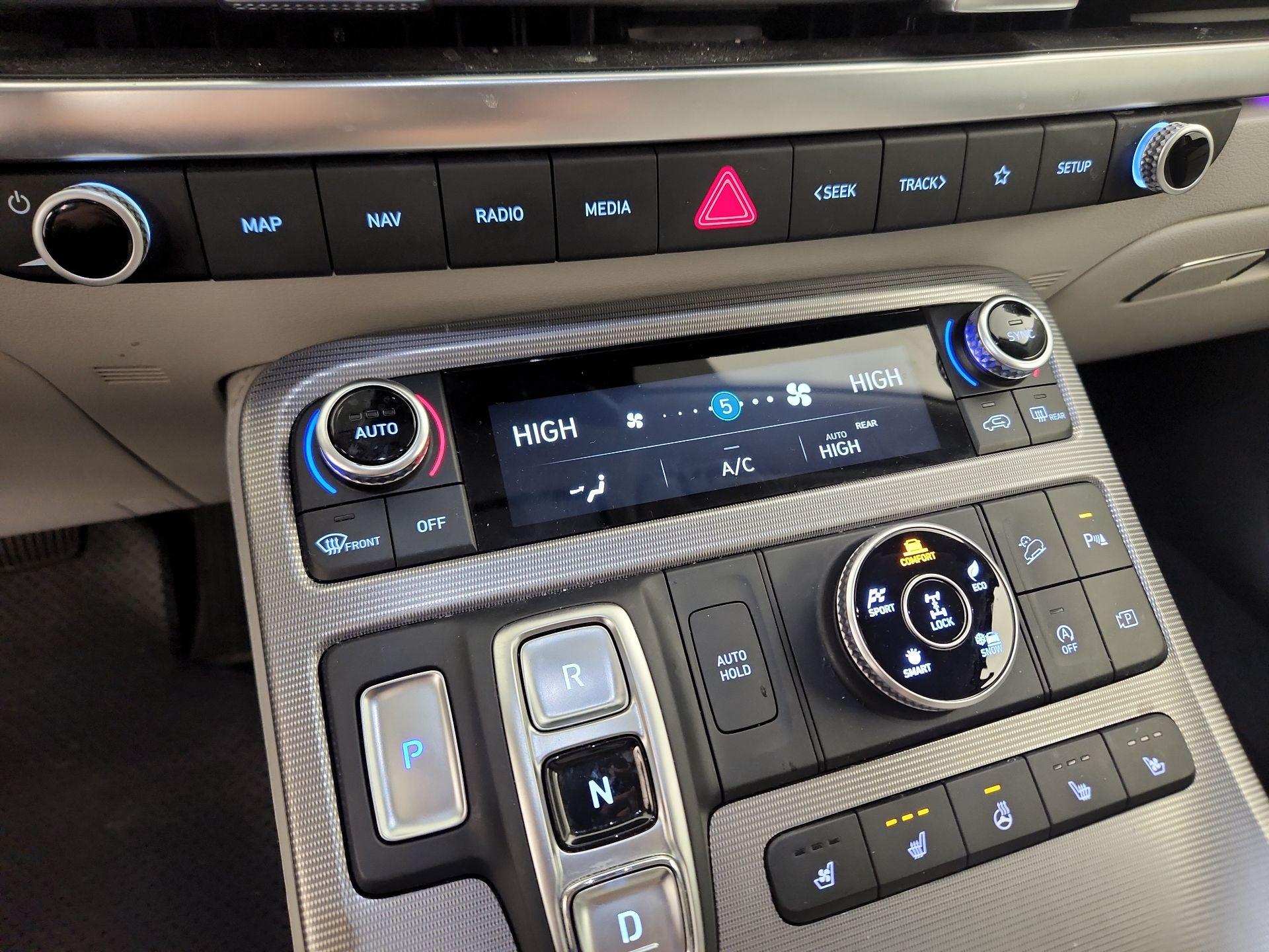 Thumbnail: 2024 Hyundai Palisade - 16