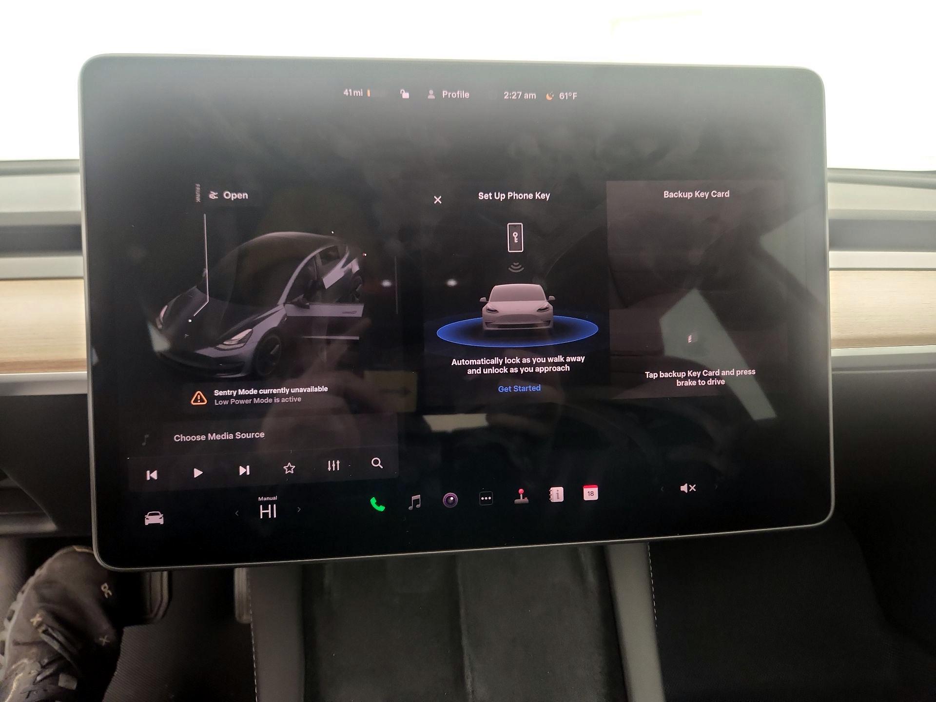 Thumbnail: 2023 Tesla Model 3 - 15