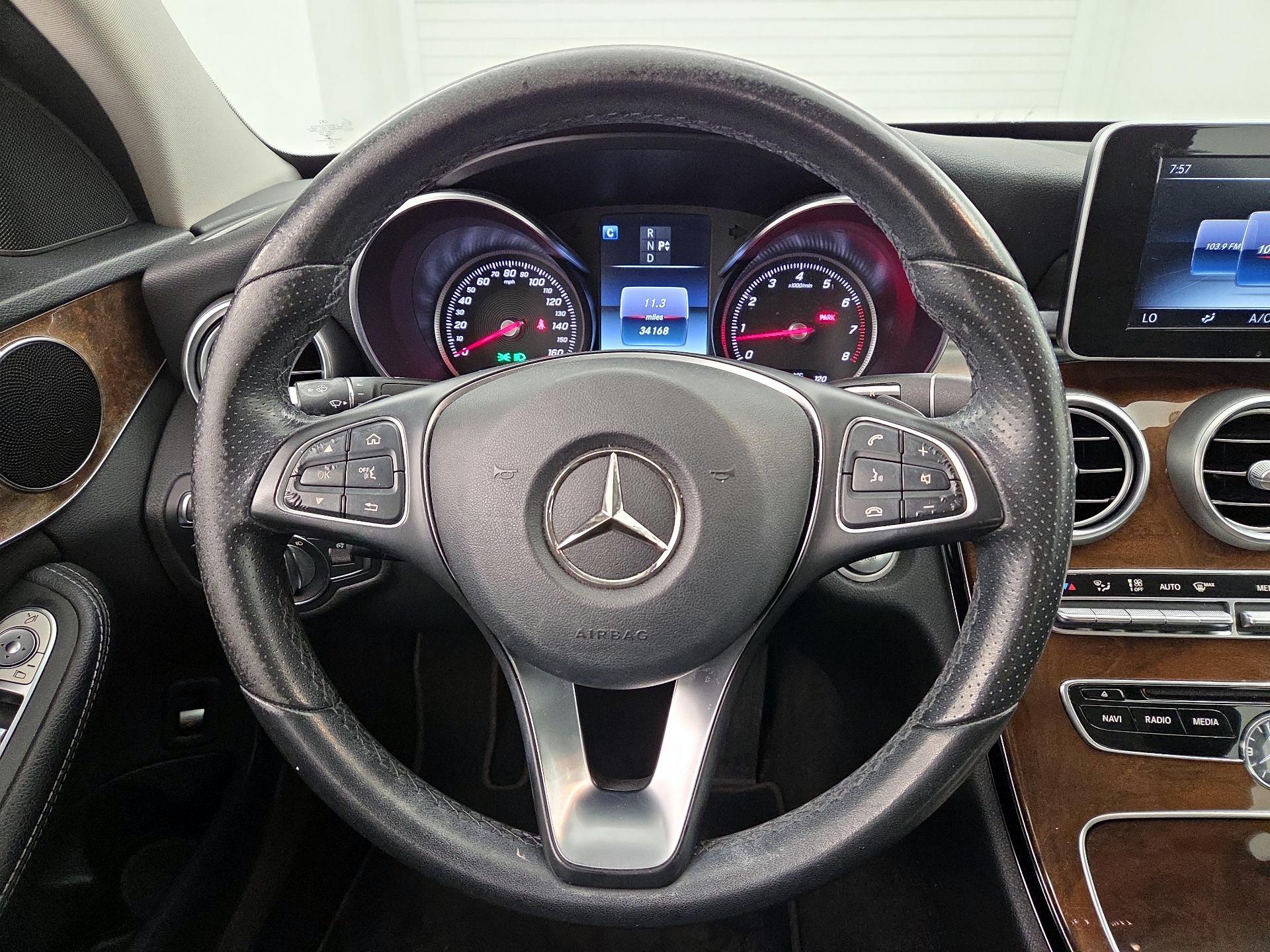 Thumbnail: 2017 Mercedes-Benz C-Class - 10
