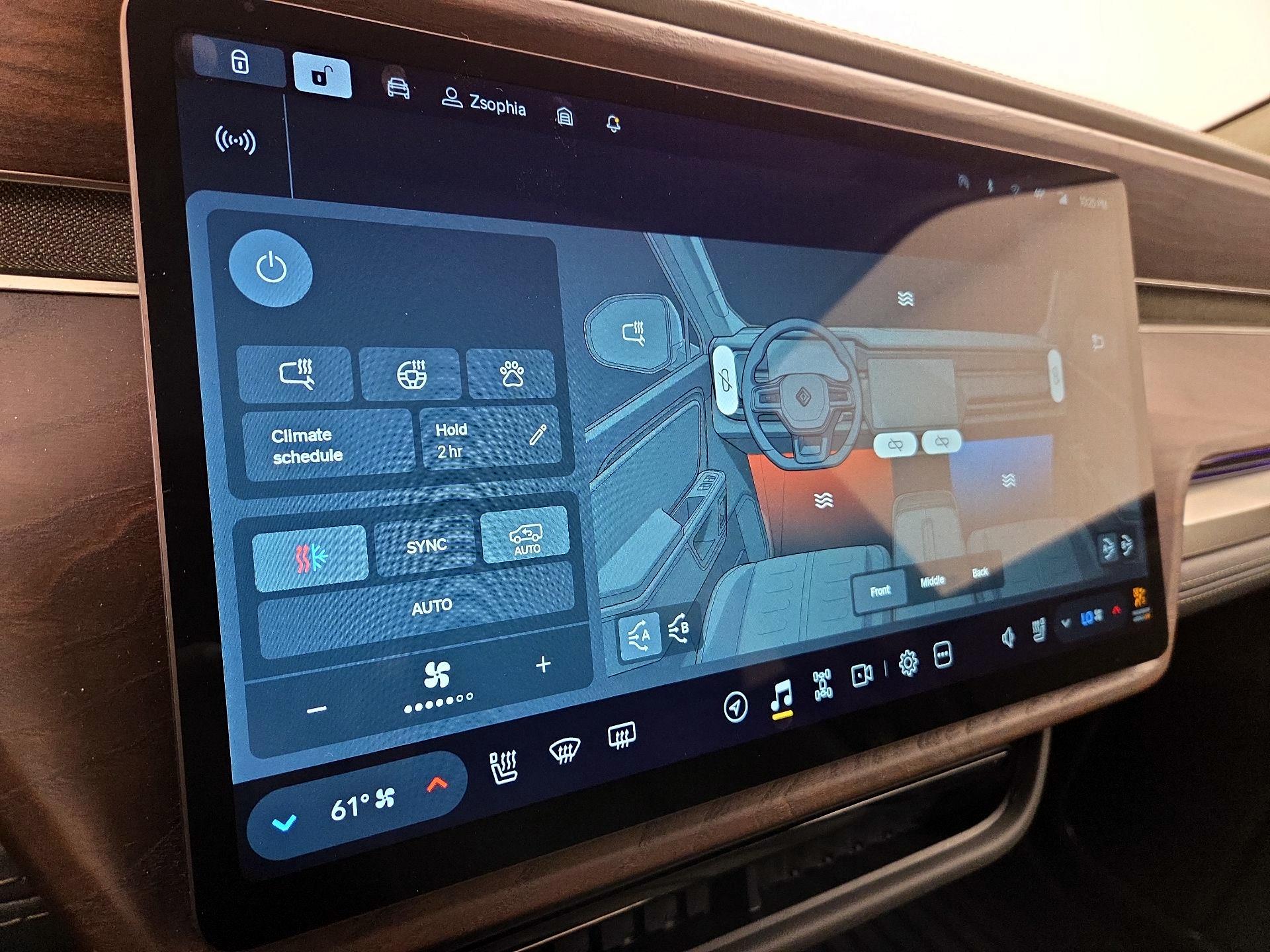 Thumbnail: 2023 Rivian R1S - 16