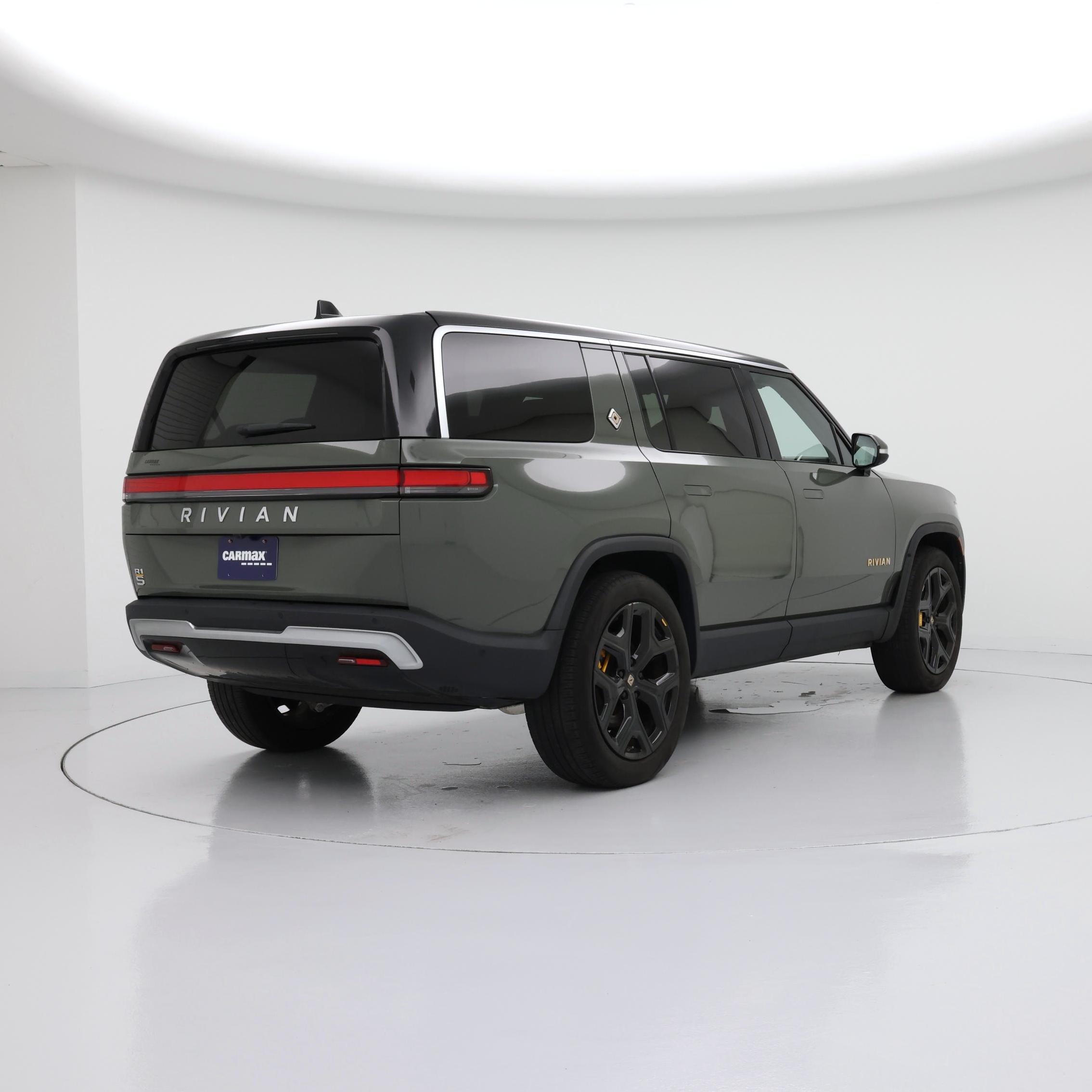 Thumbnail: 2023 Rivian R1S - 8