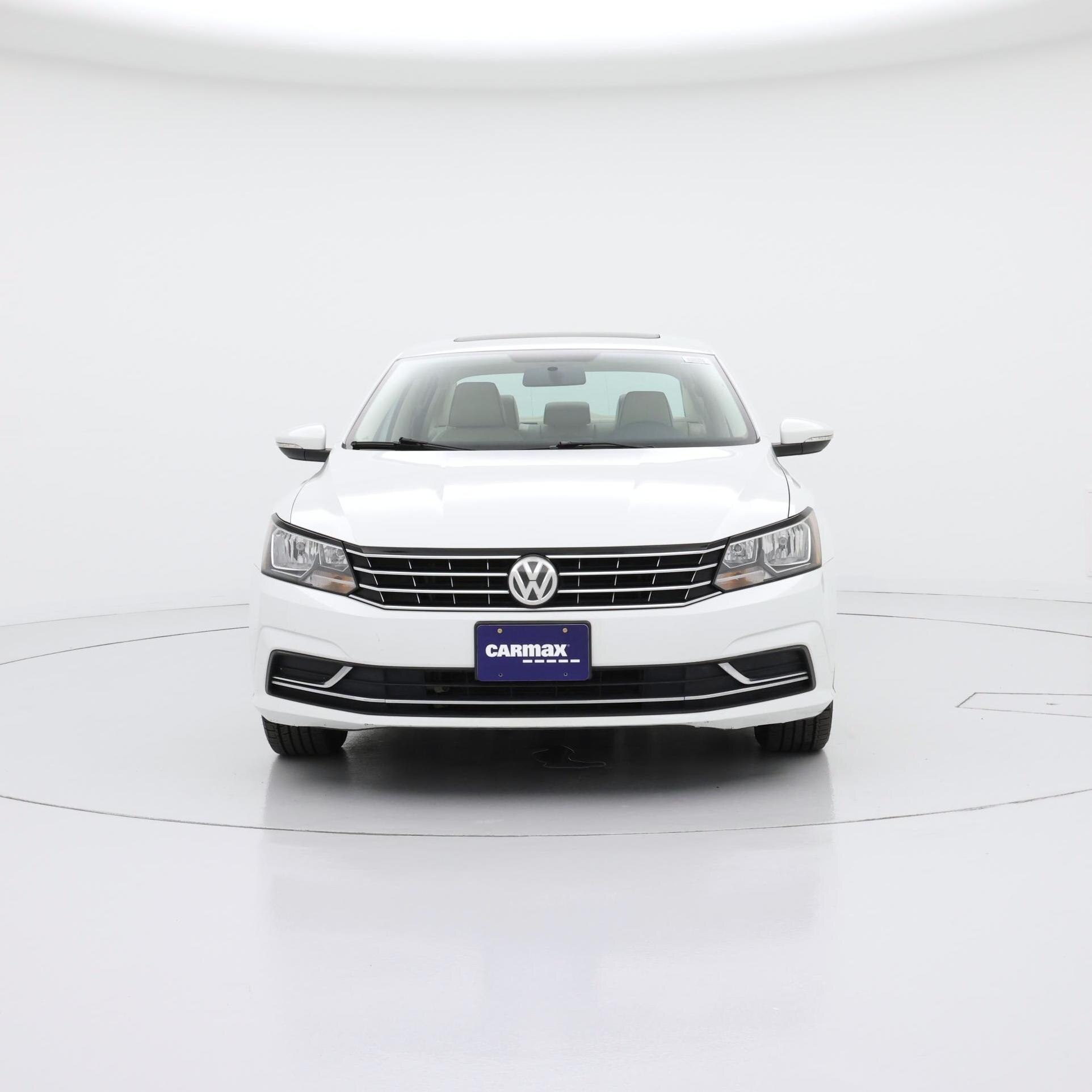 Thumbnail: 2016 Volkswagen Passat - 5