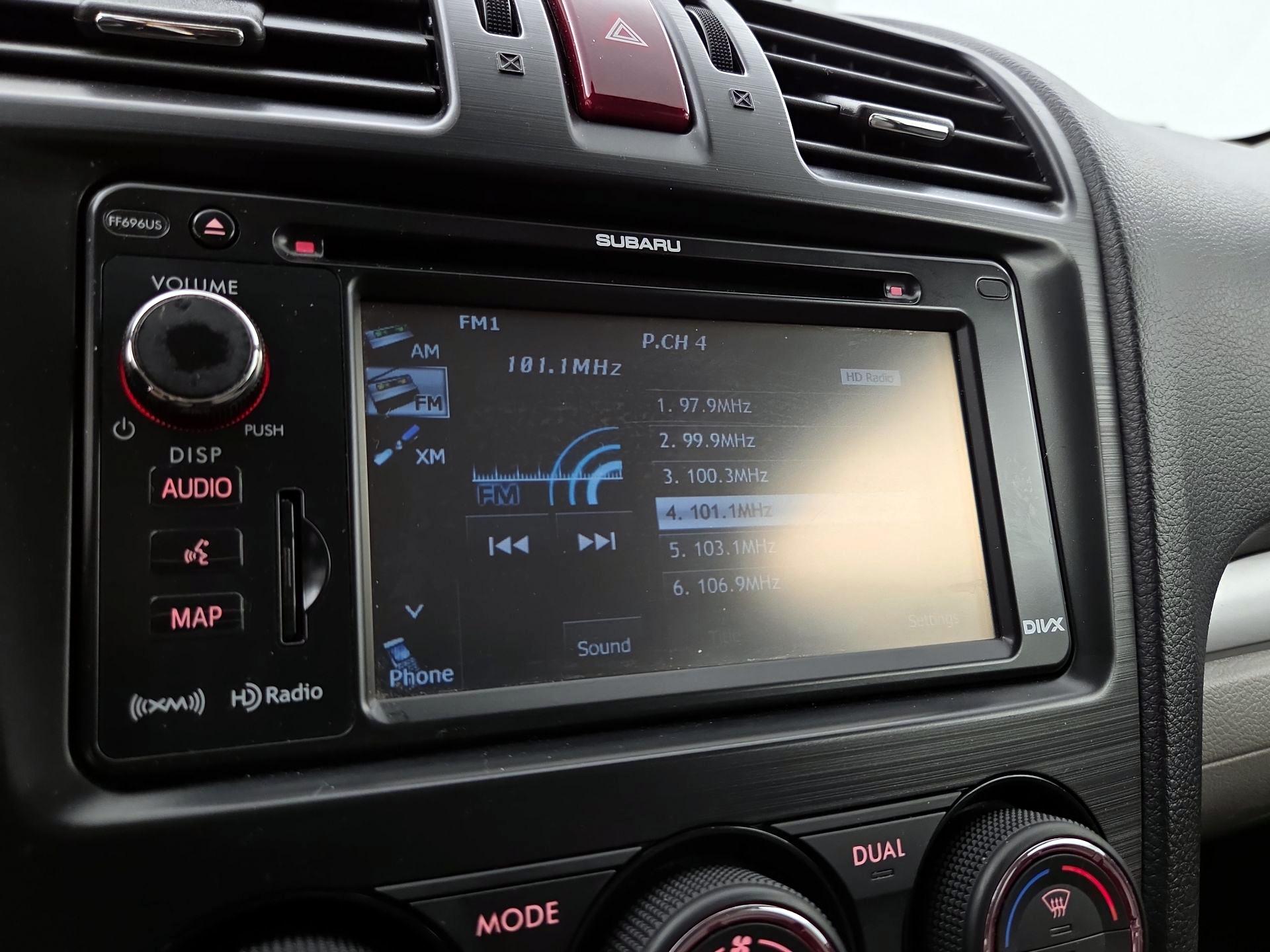 Thumbnail: 2015 Subaru Forester - 16