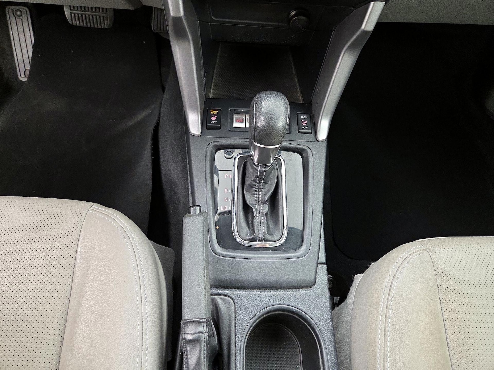2015 Subaru Forester i Touring - Photo 19