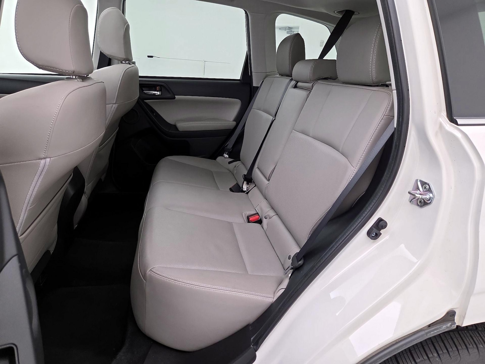 2015 Subaru Forester i Touring - Photo 22