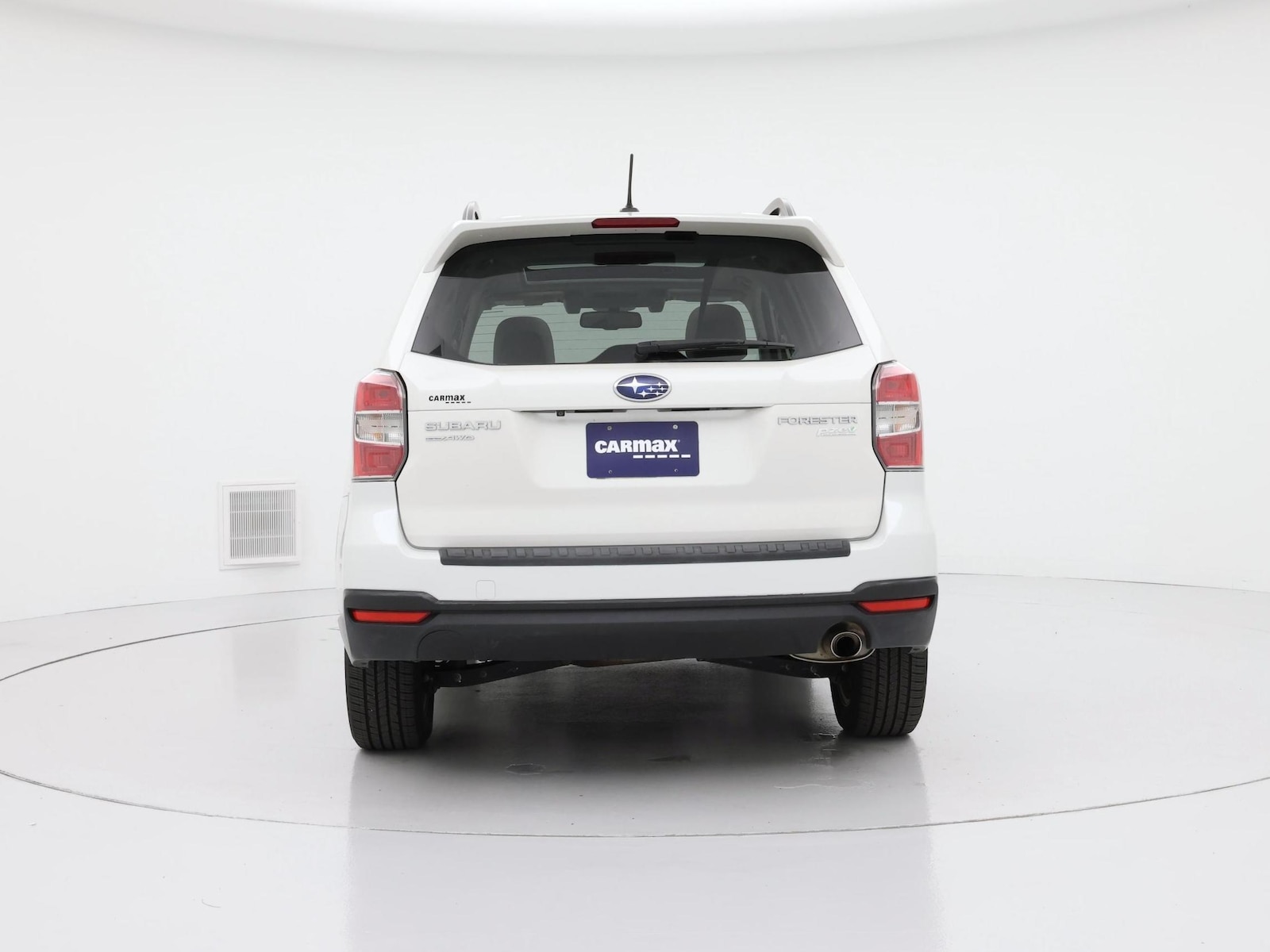 2015 Subaru Forester i Touring - Photo 7