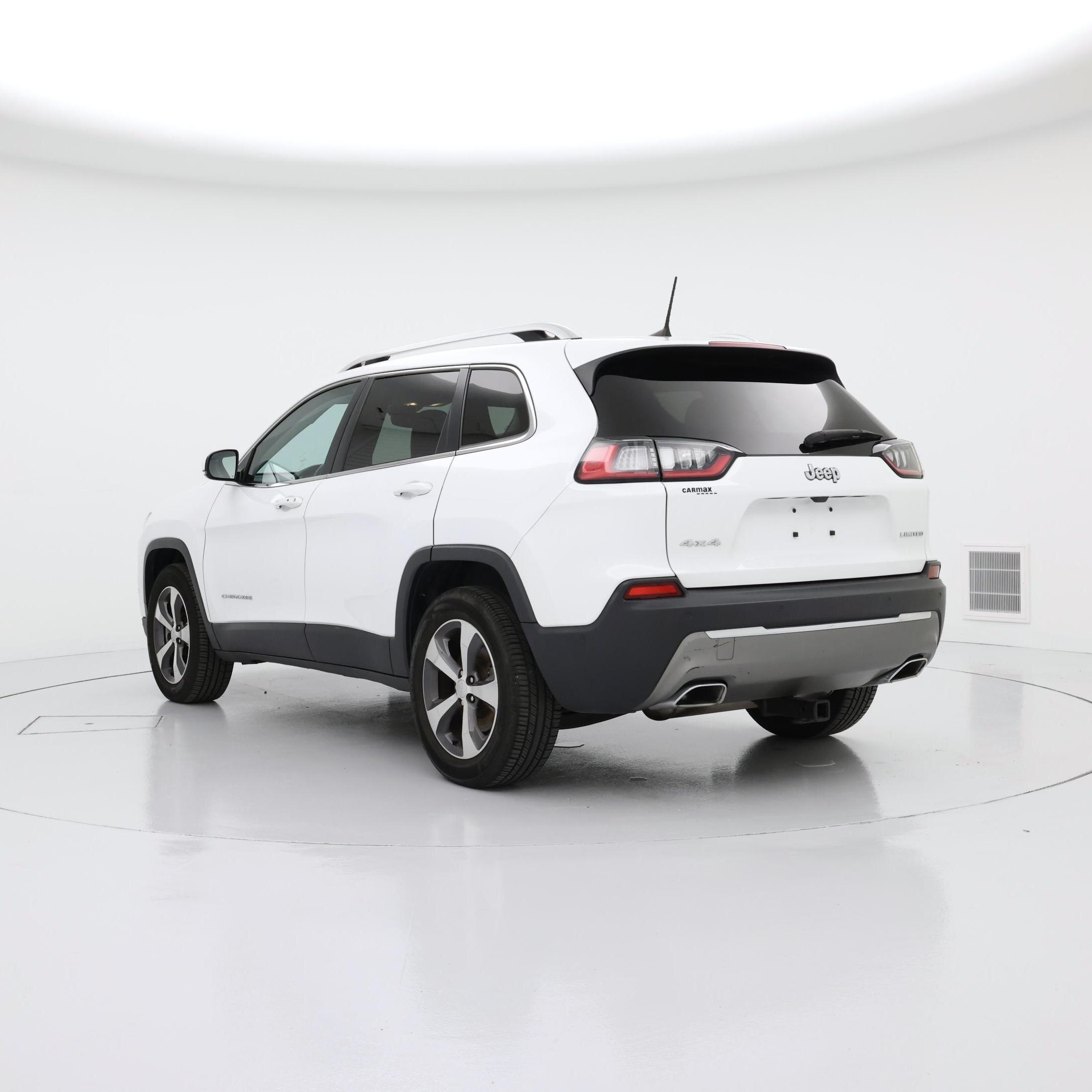 Thumbnail: 2019 Jeep Cherokee - 2