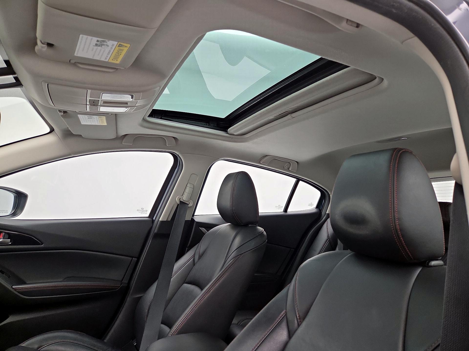 Thumbnail: 2016 Mazda Mazda3 - 19