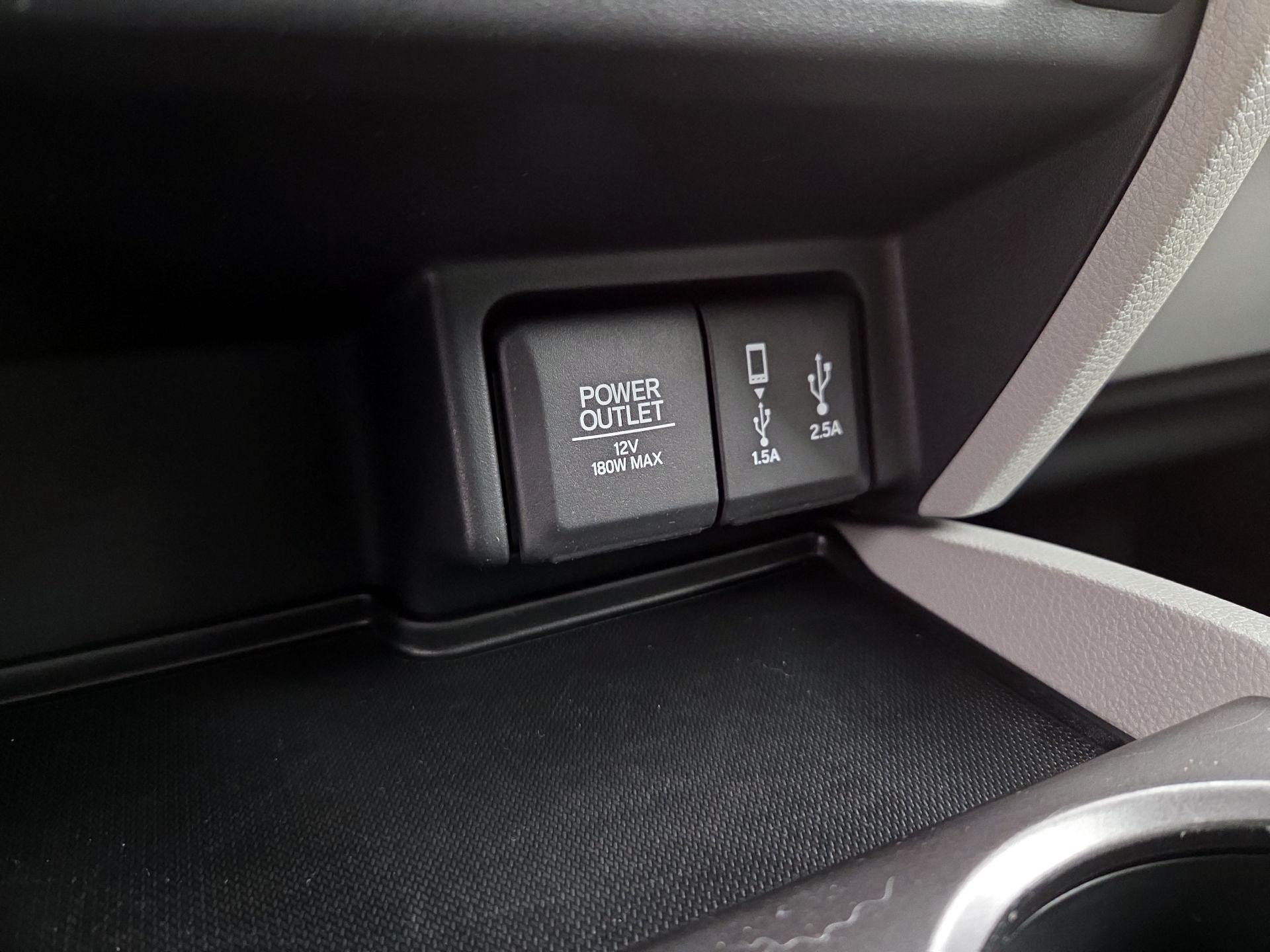 Thumbnail: 2017 Honda Pilot - 18