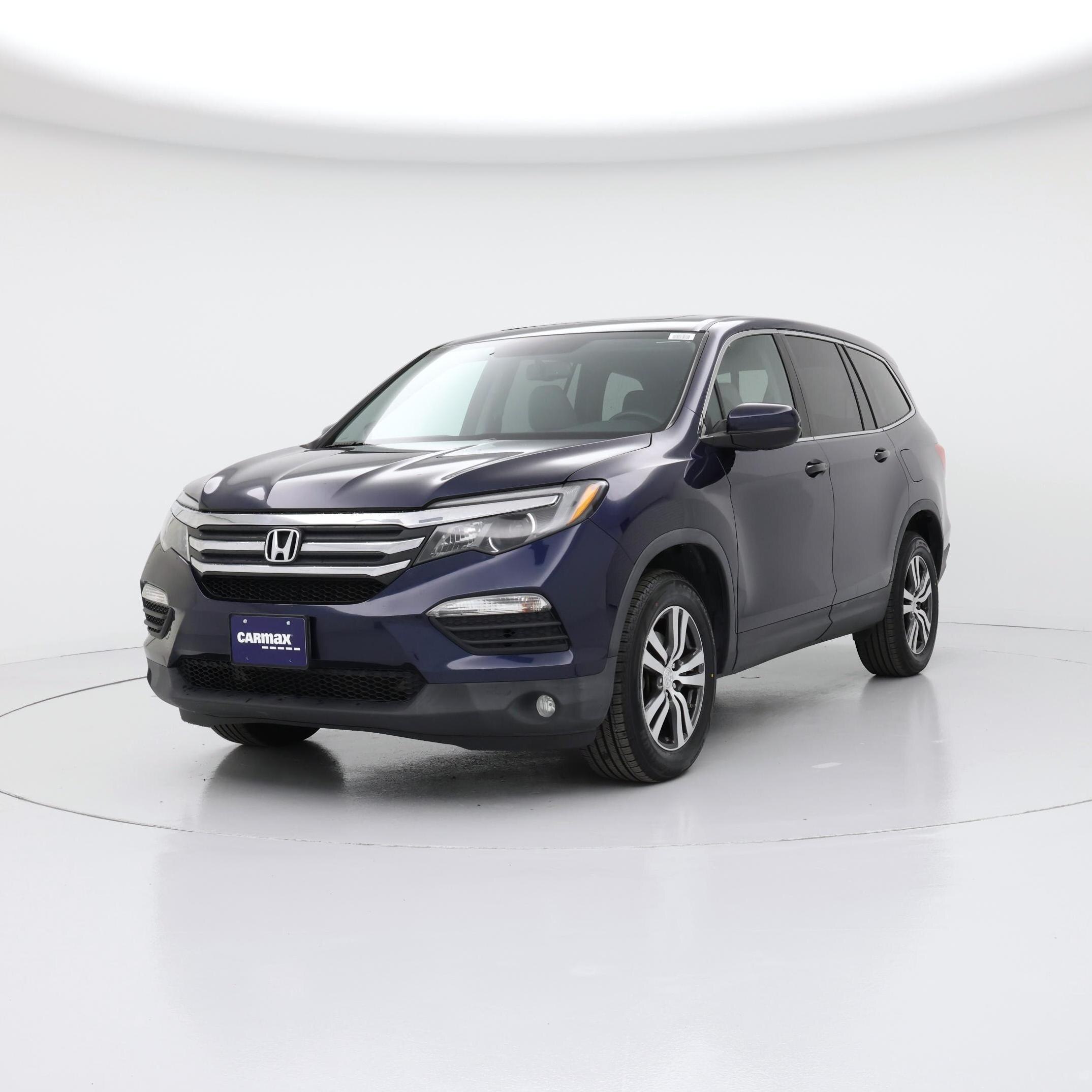 Thumbnail: 2017 Honda Pilot - 4