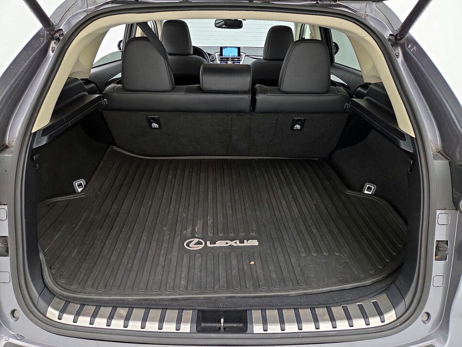 2016 Lexus NX 300h - Photo 23