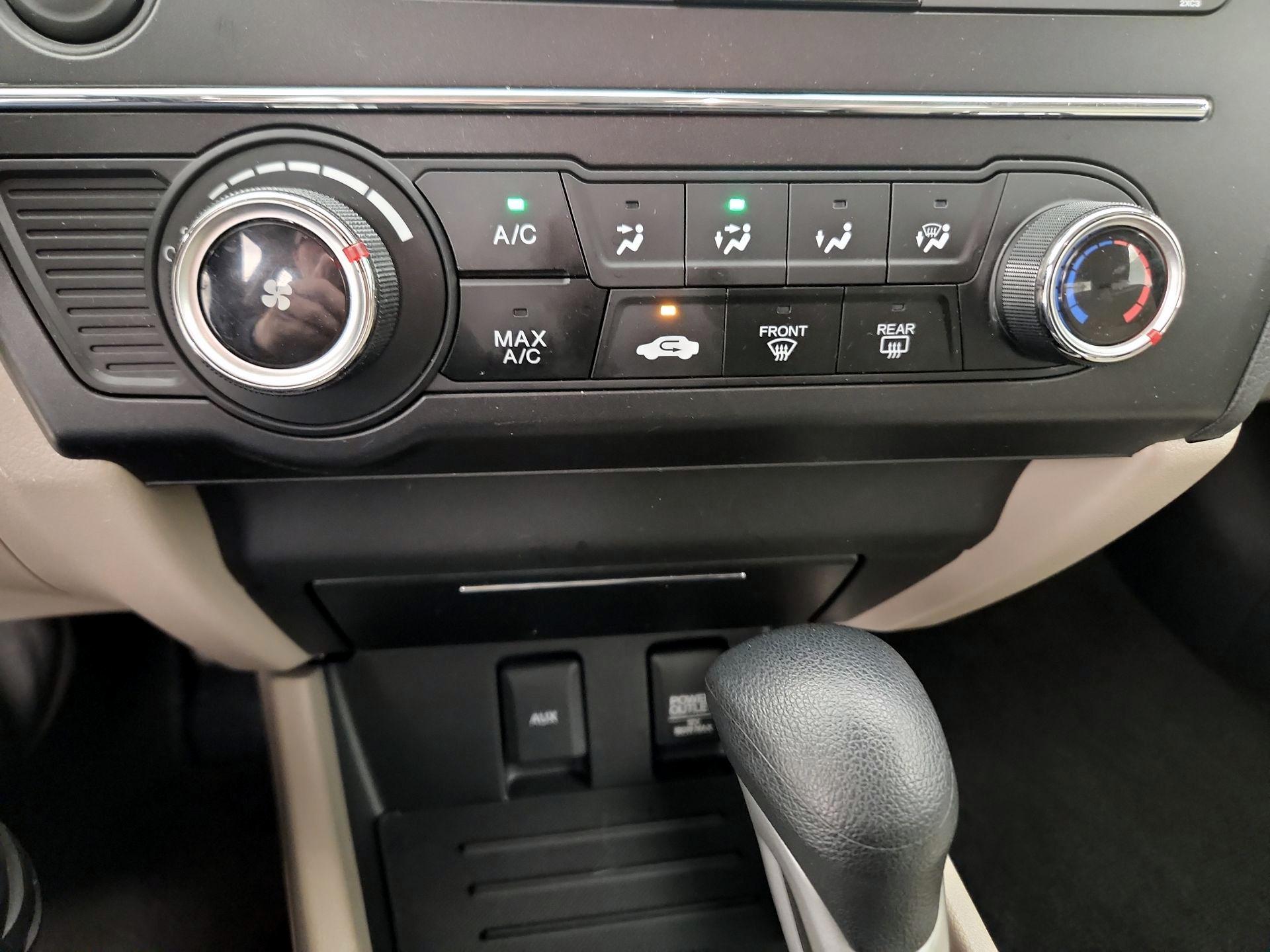 Thumbnail: 2015 Honda Civic - 16