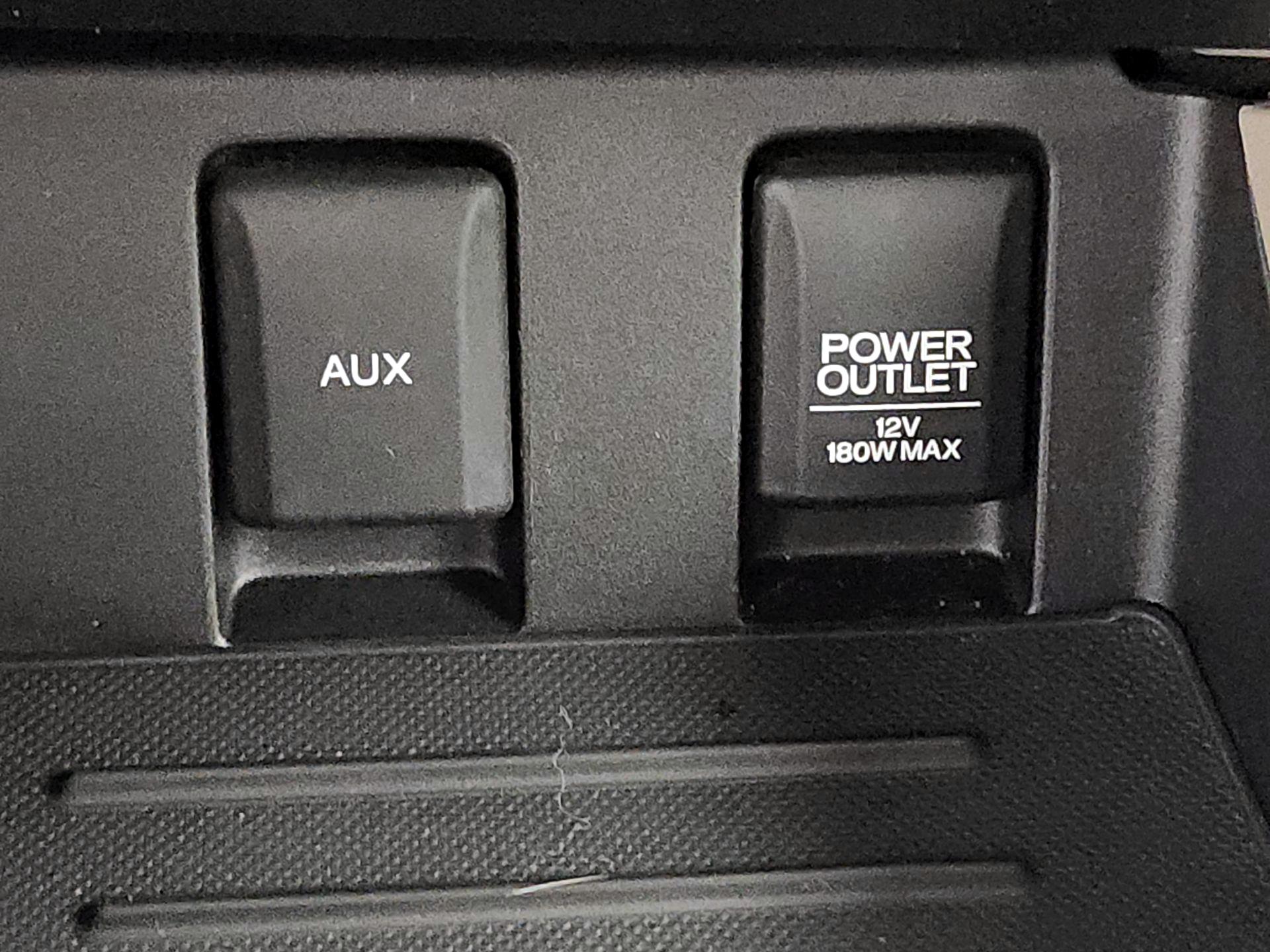 Thumbnail: 2015 Honda Civic - 18