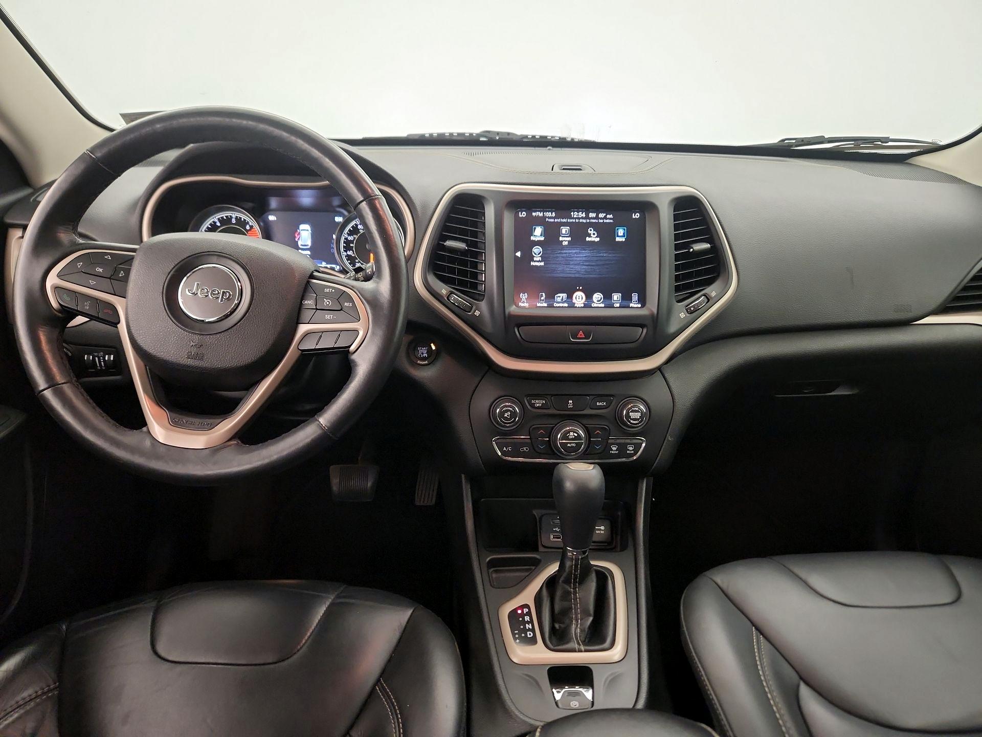 Thumbnail: 2016 Jeep Cherokee - 9