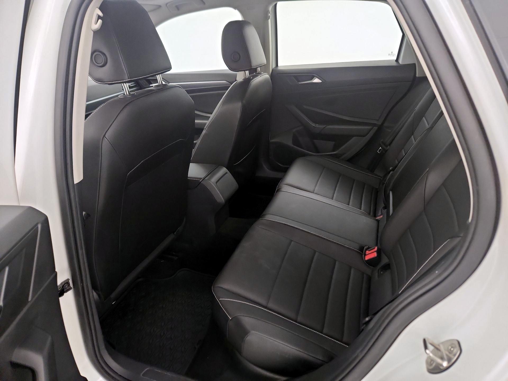 Thumbnail: 2023 Volkswagen Jetta - 20