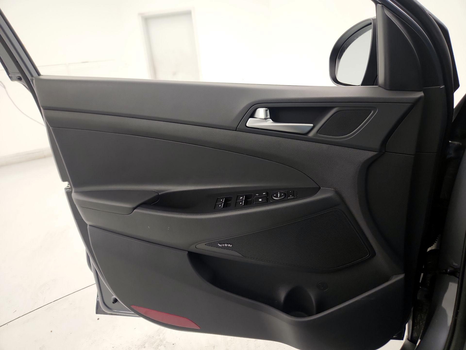 Thumbnail: 2021 Hyundai Tucson - 12