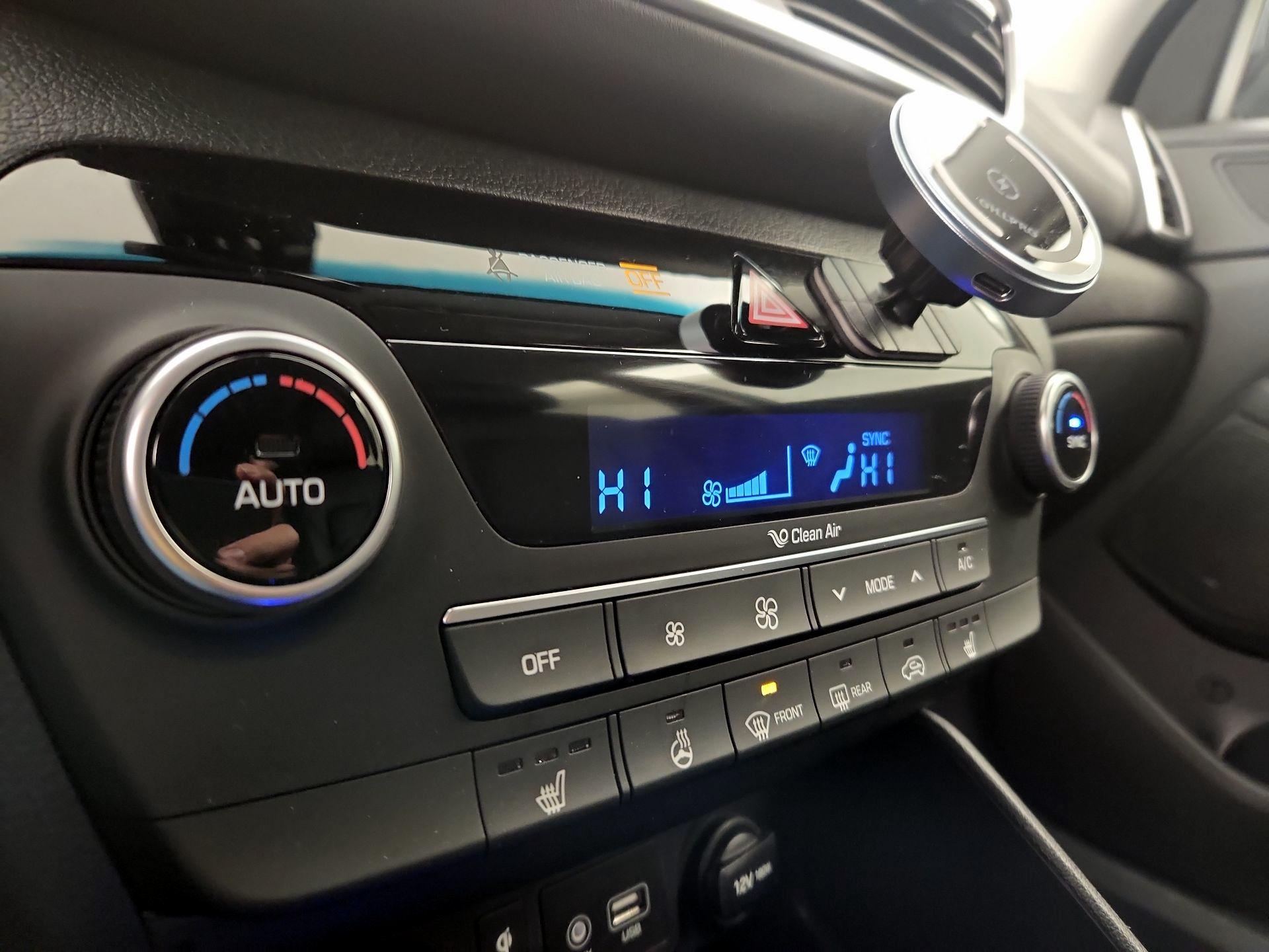 Thumbnail: 2021 Hyundai Tucson - 16