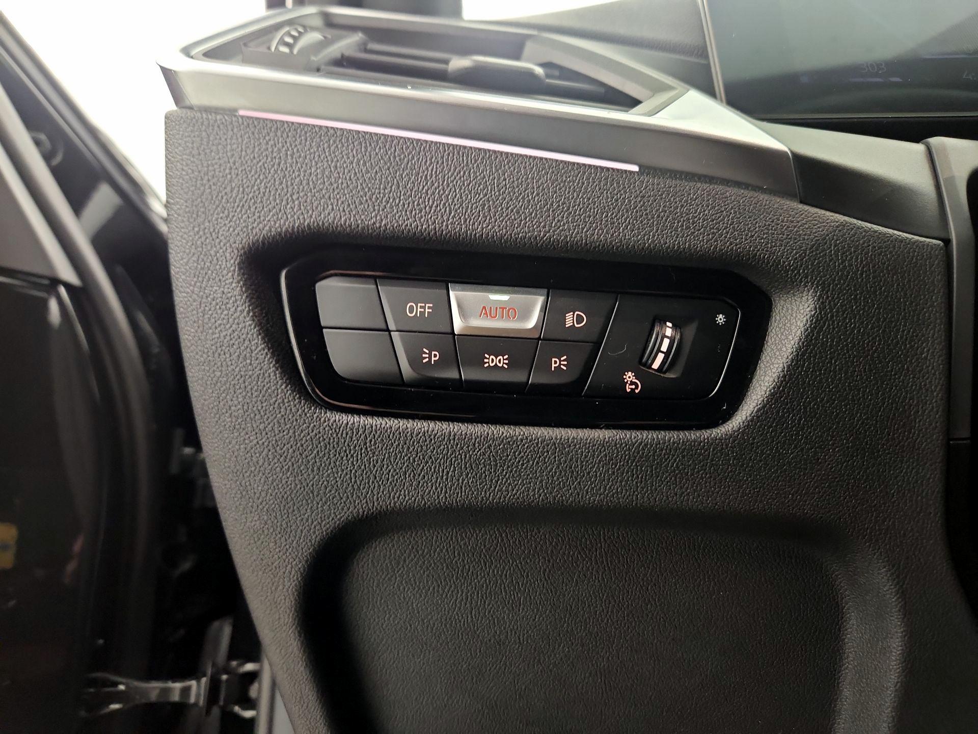 Thumbnail: 2023 BMW 3 Series - 13