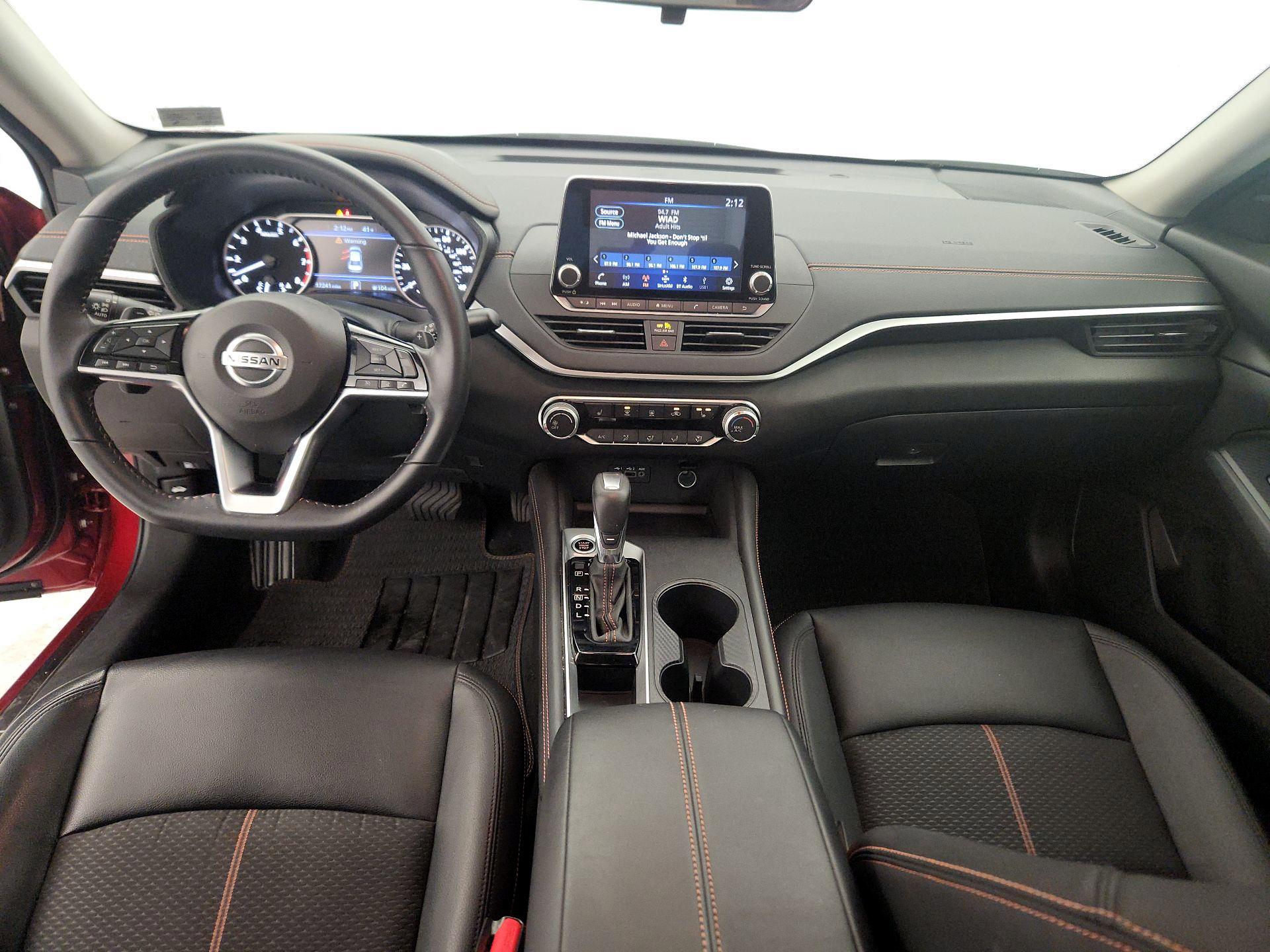 Thumbnail: 2020 Nissan Altima - 9