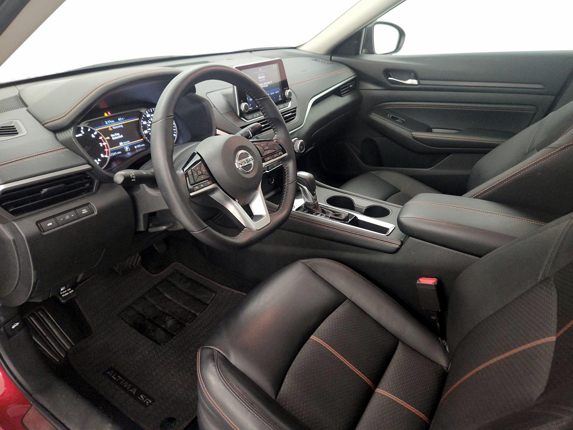 Thumbnail: 2020 Nissan Altima - 11