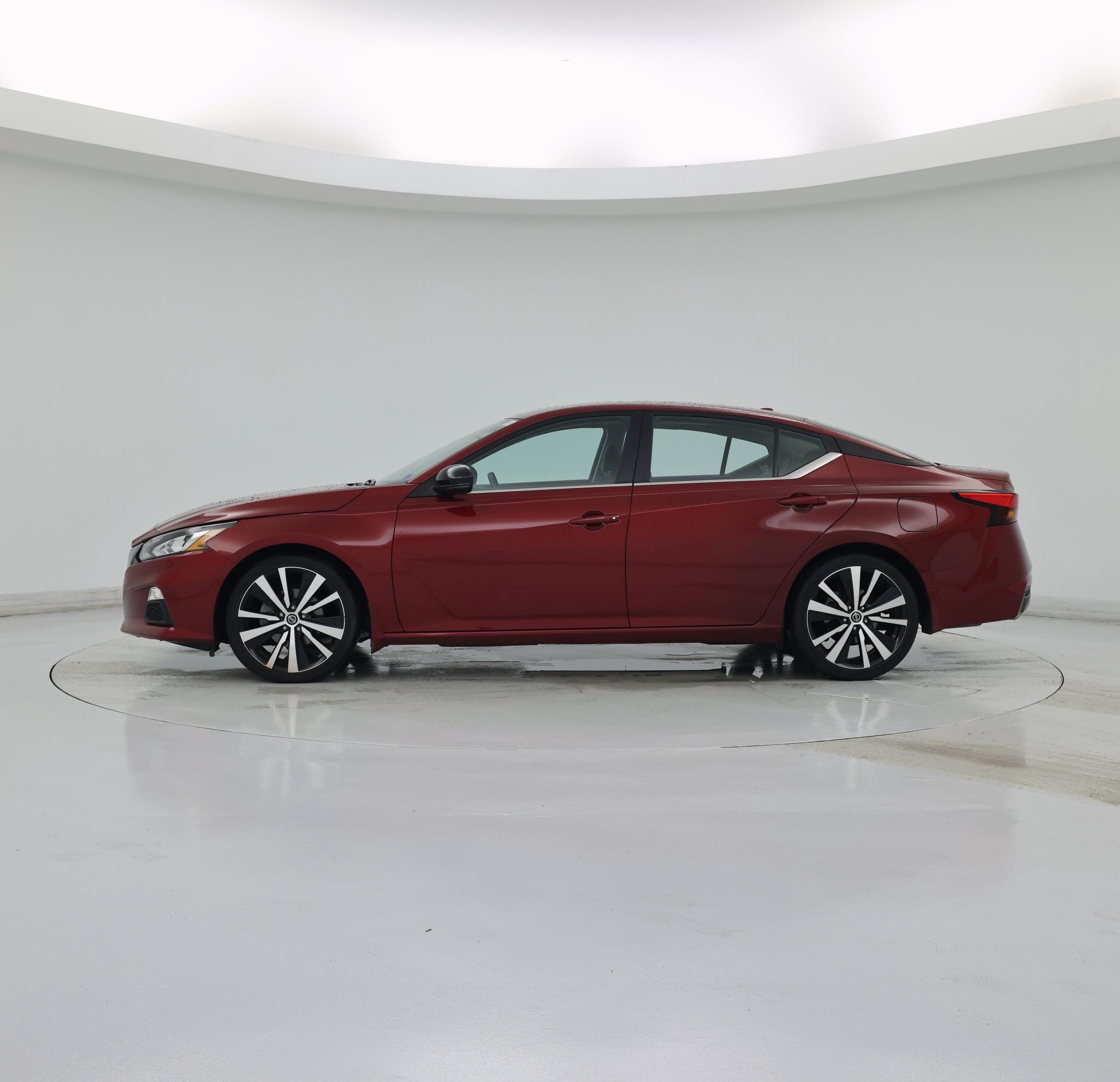 Thumbnail: 2020 Nissan Altima - 3