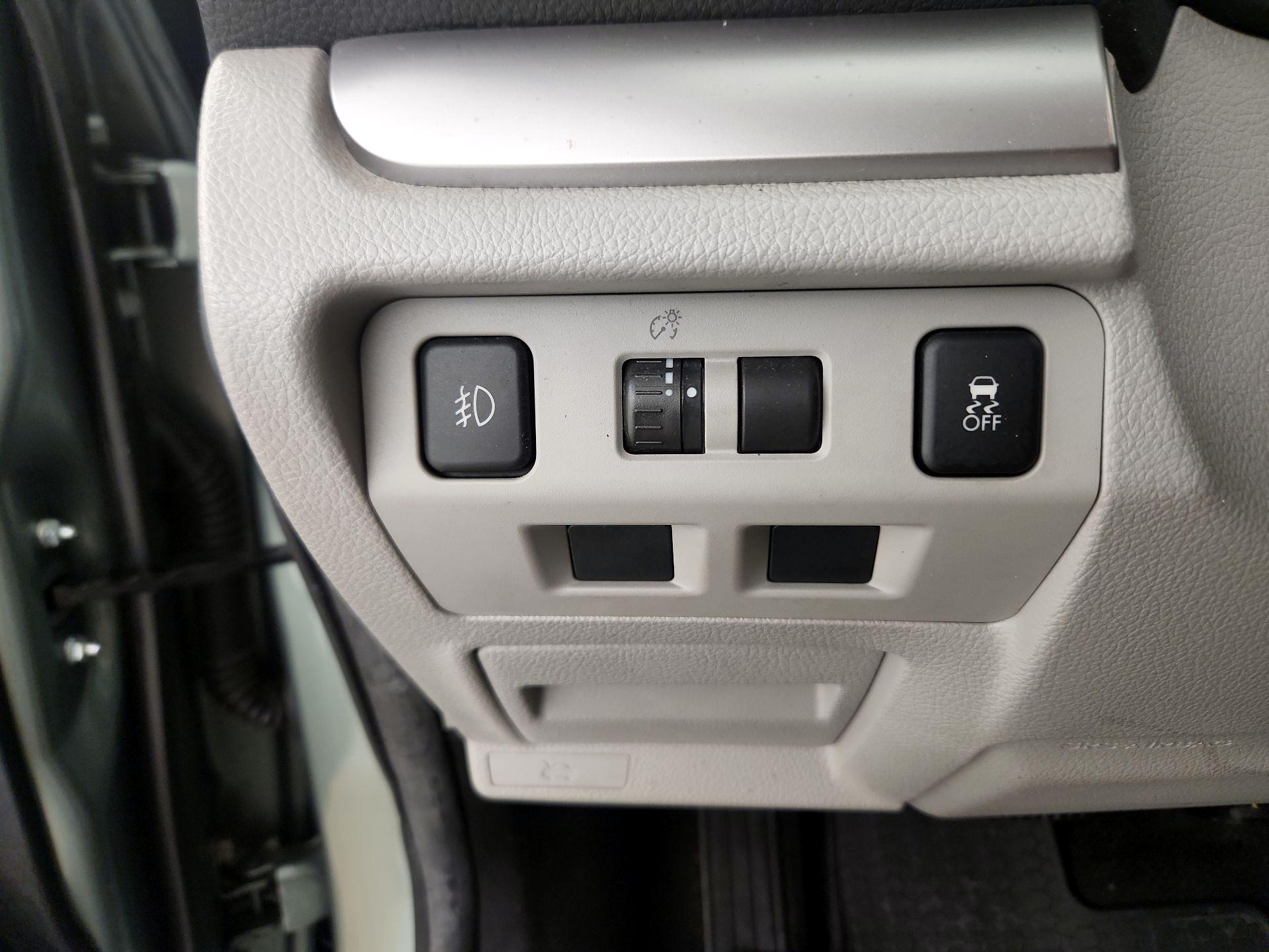 Thumbnail: 2015 Subaru Forester - 13