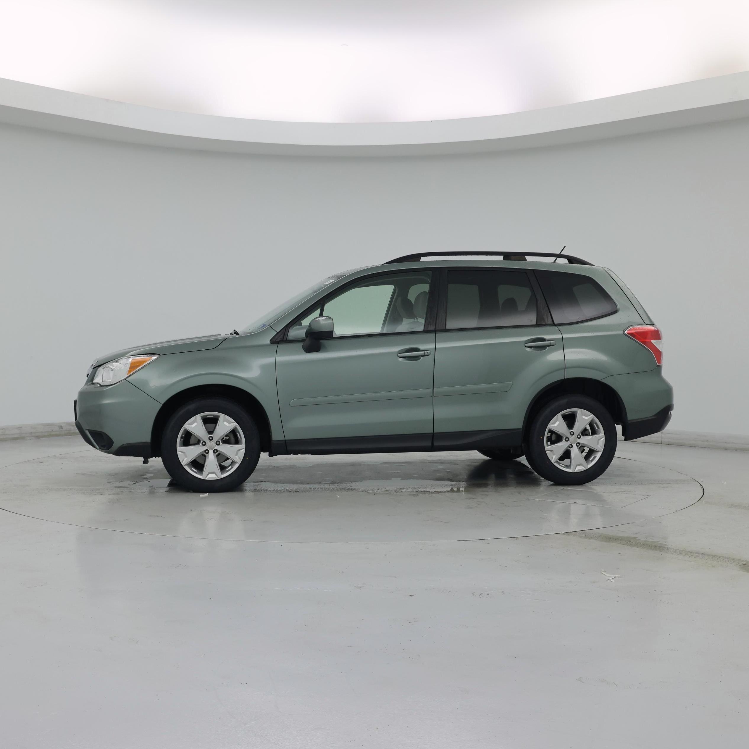 Thumbnail: 2015 Subaru Forester - 3