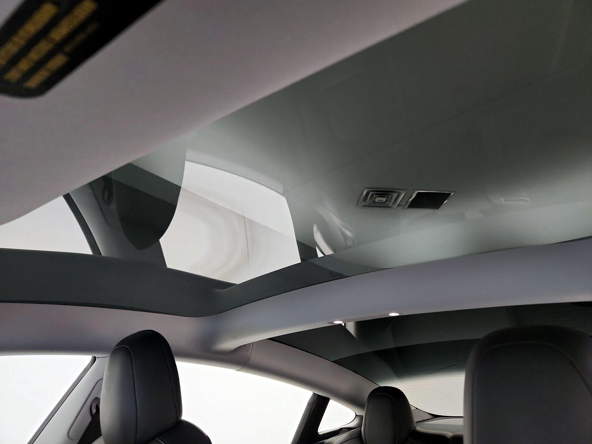 Thumbnail: 2021 Tesla Model 3 - 18