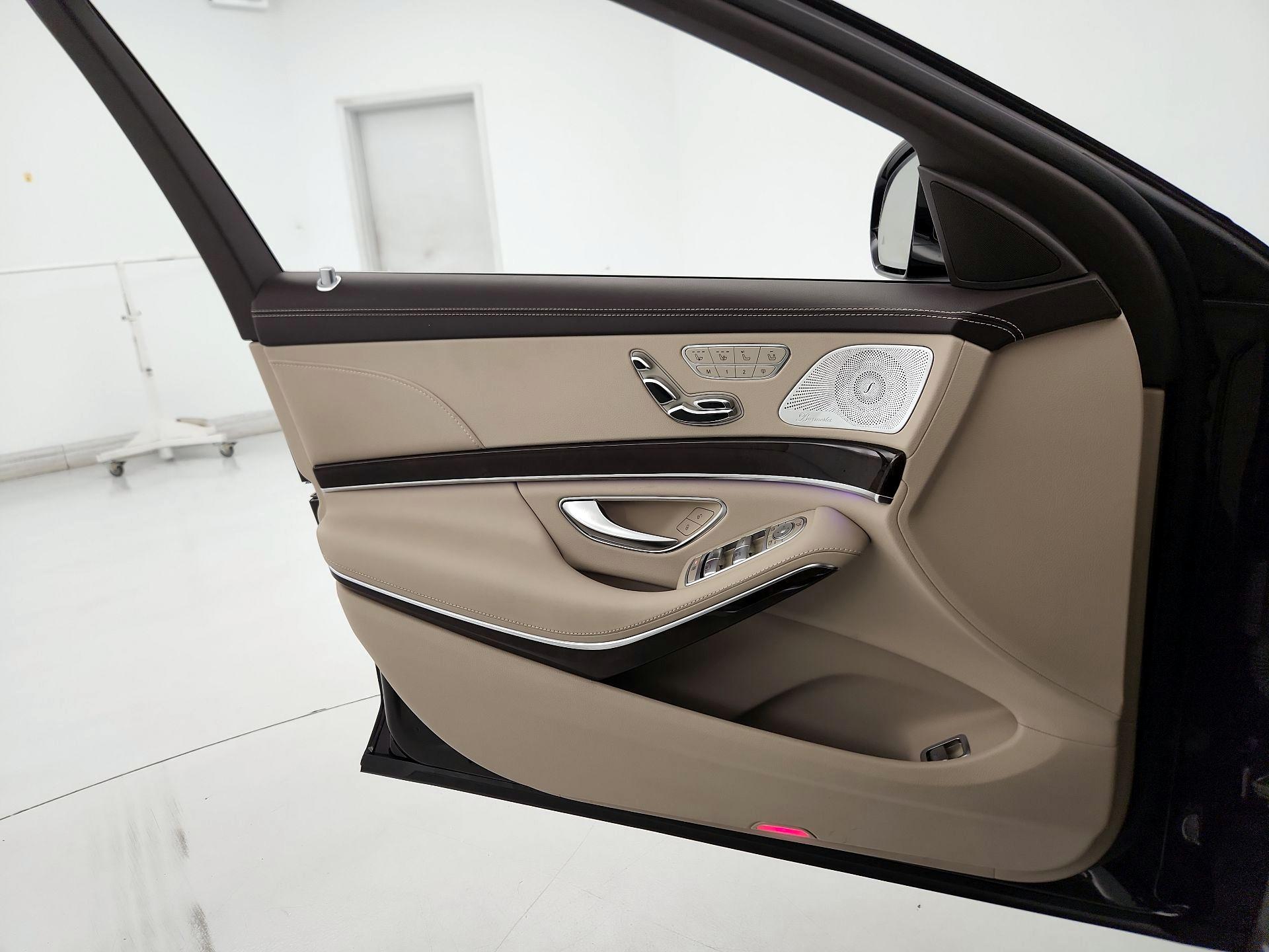 Thumbnail: 2018 Mercedes-Benz S-Class - 12