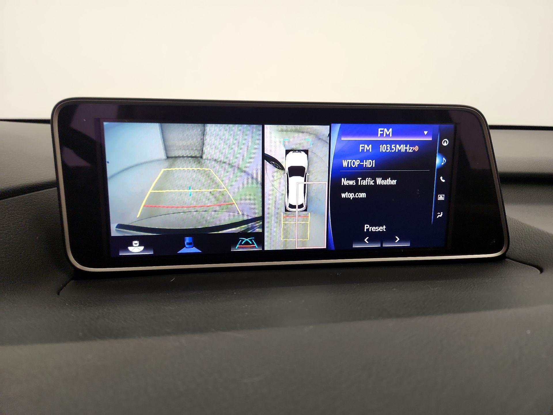 Thumbnail: 2017 Lexus RX - 14