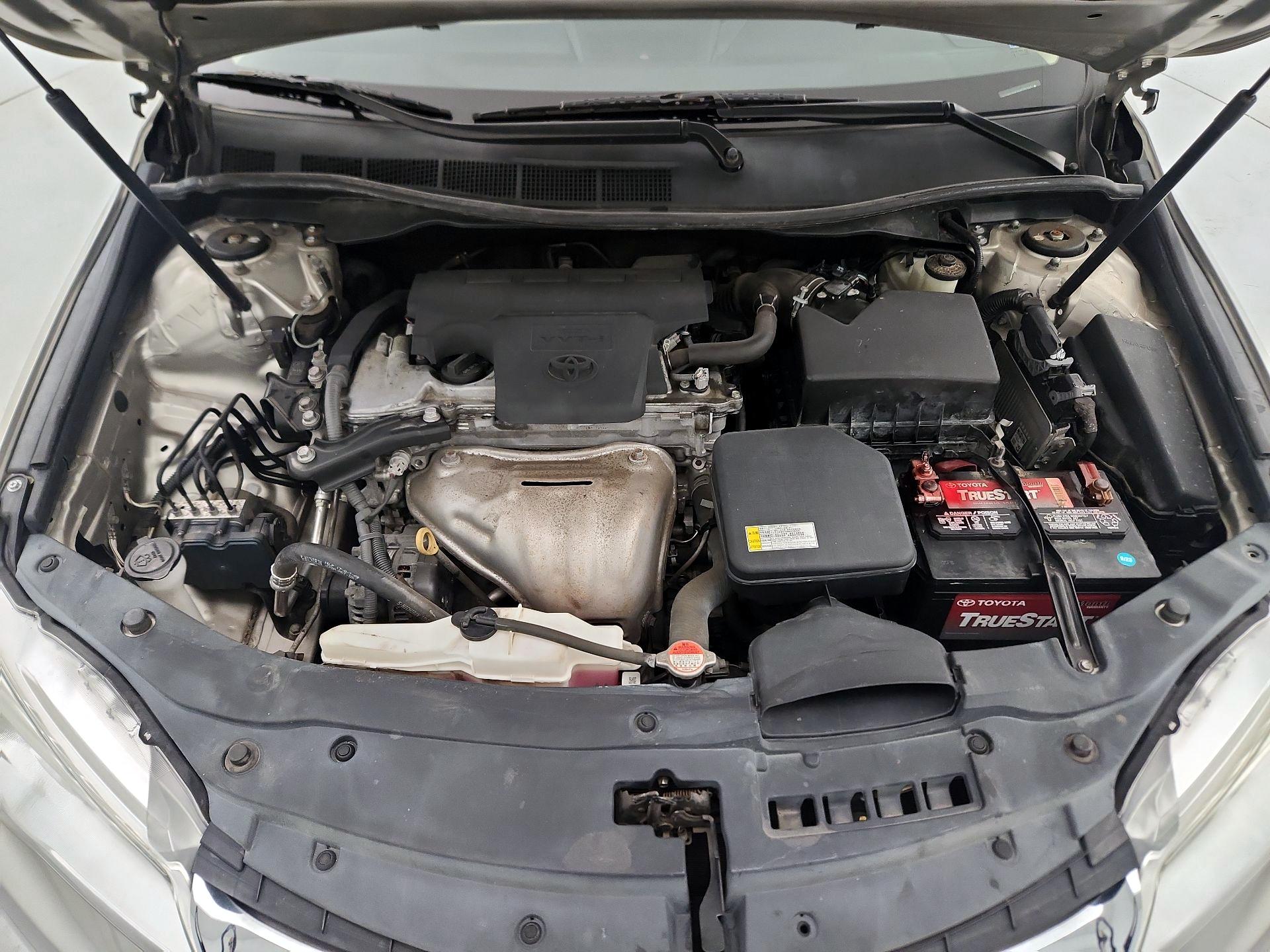 Thumbnail: 2016 Toyota Camry - 20