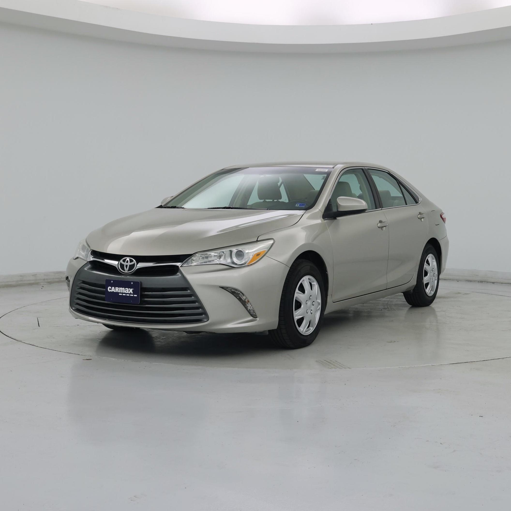 Thumbnail: 2016 Toyota Camry - 4
