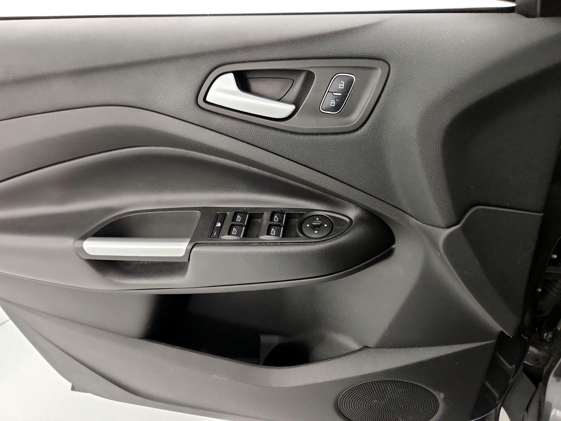 Thumbnail: 2017 Ford Escape - 12