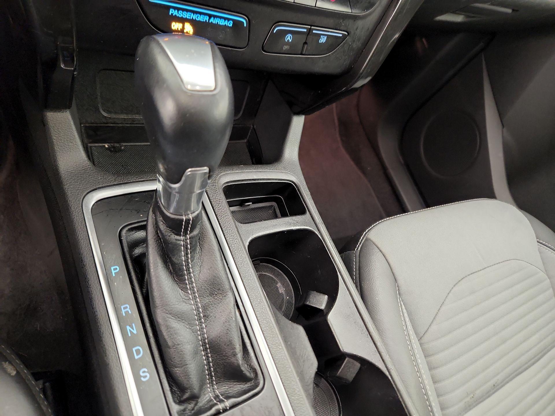 Thumbnail: 2017 Ford Escape - 18