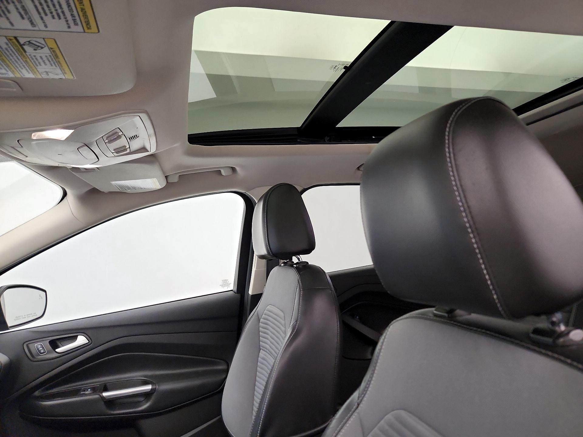 Thumbnail: 2017 Ford Escape - 20