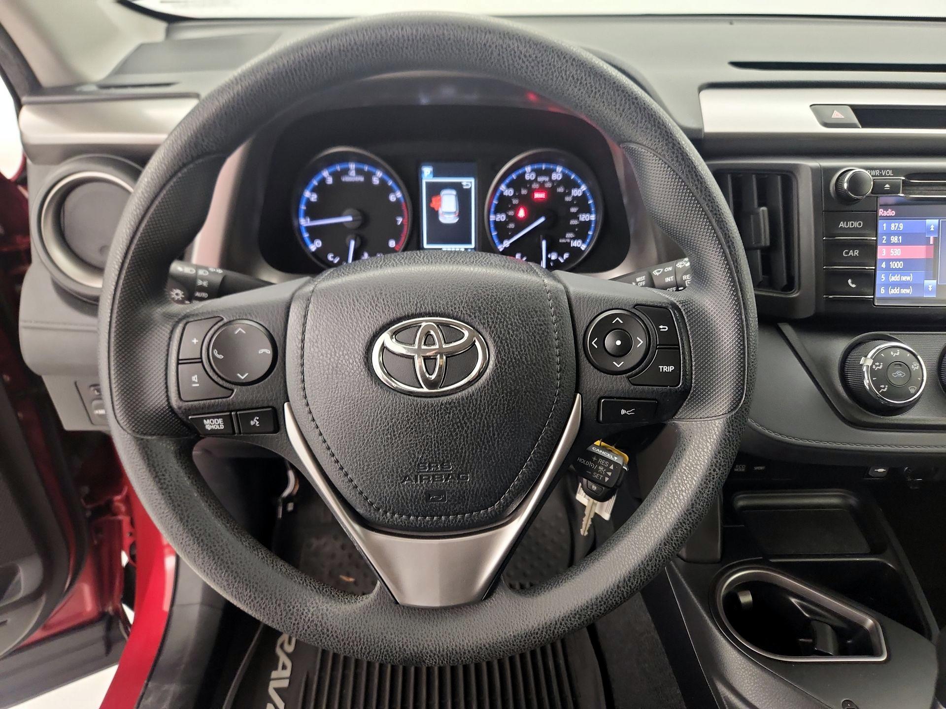 Thumbnail: 2017 Toyota RAV4 - 12