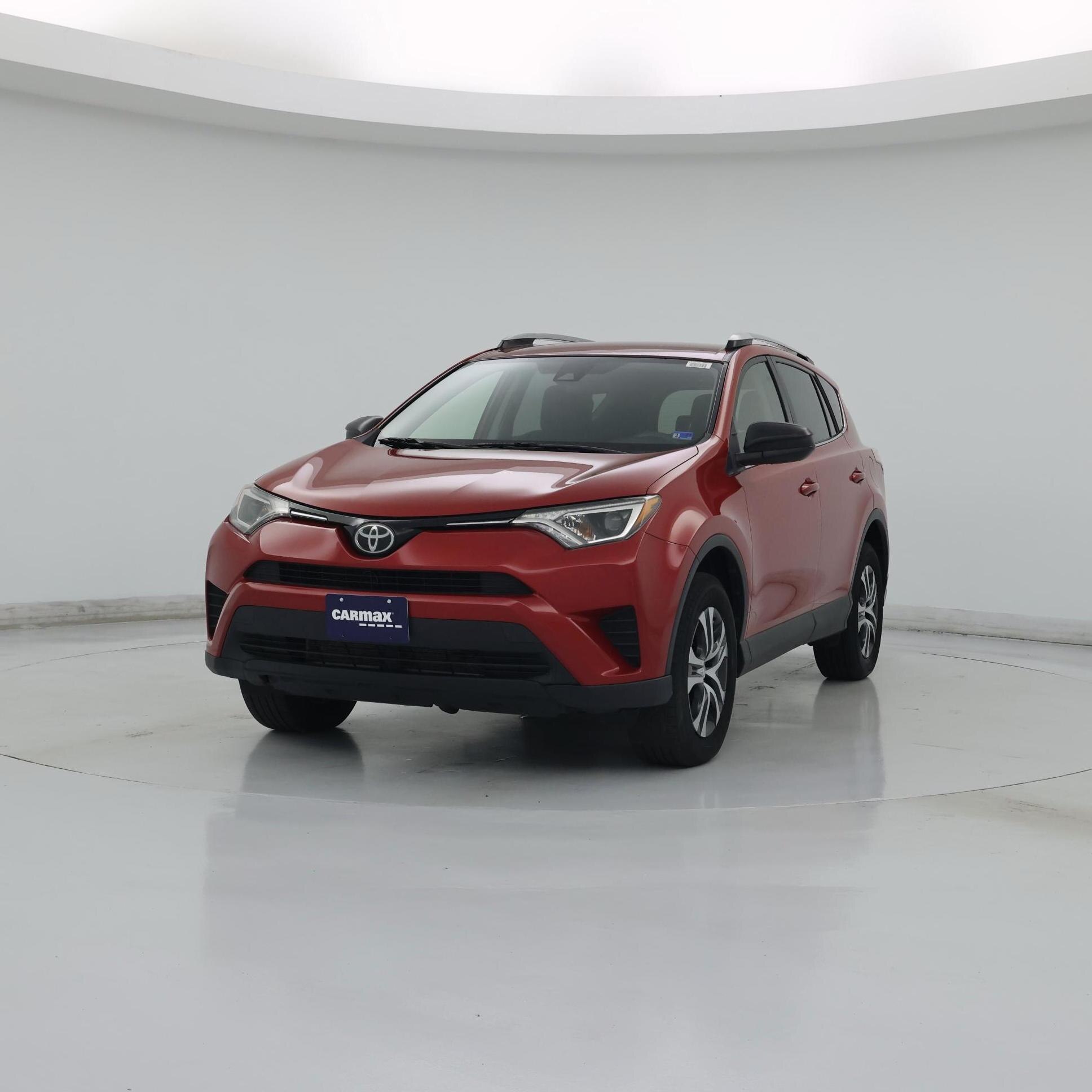 Thumbnail: 2017 Toyota RAV4 - 4