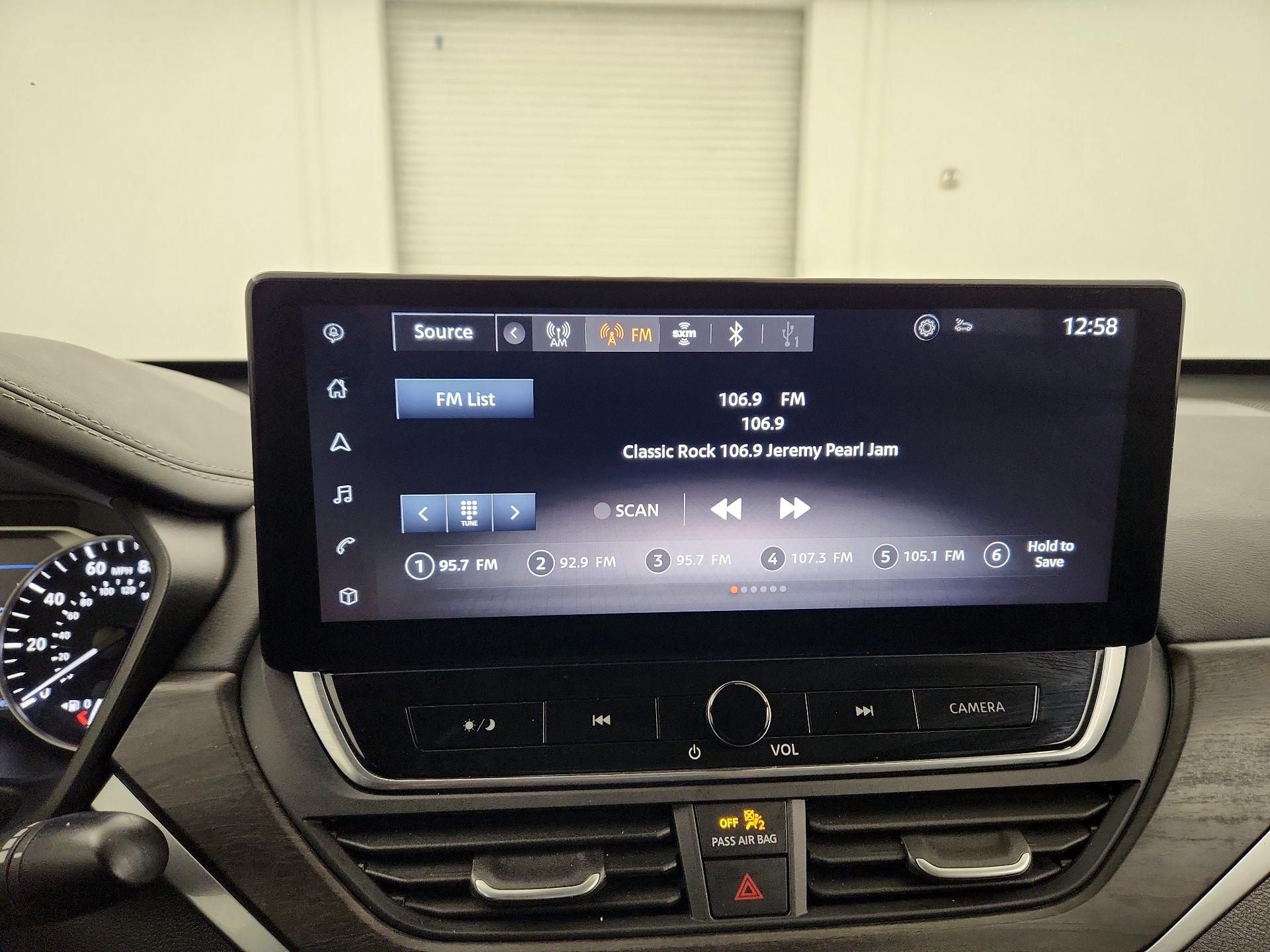 Thumbnail: 2023 Nissan Altima - 14