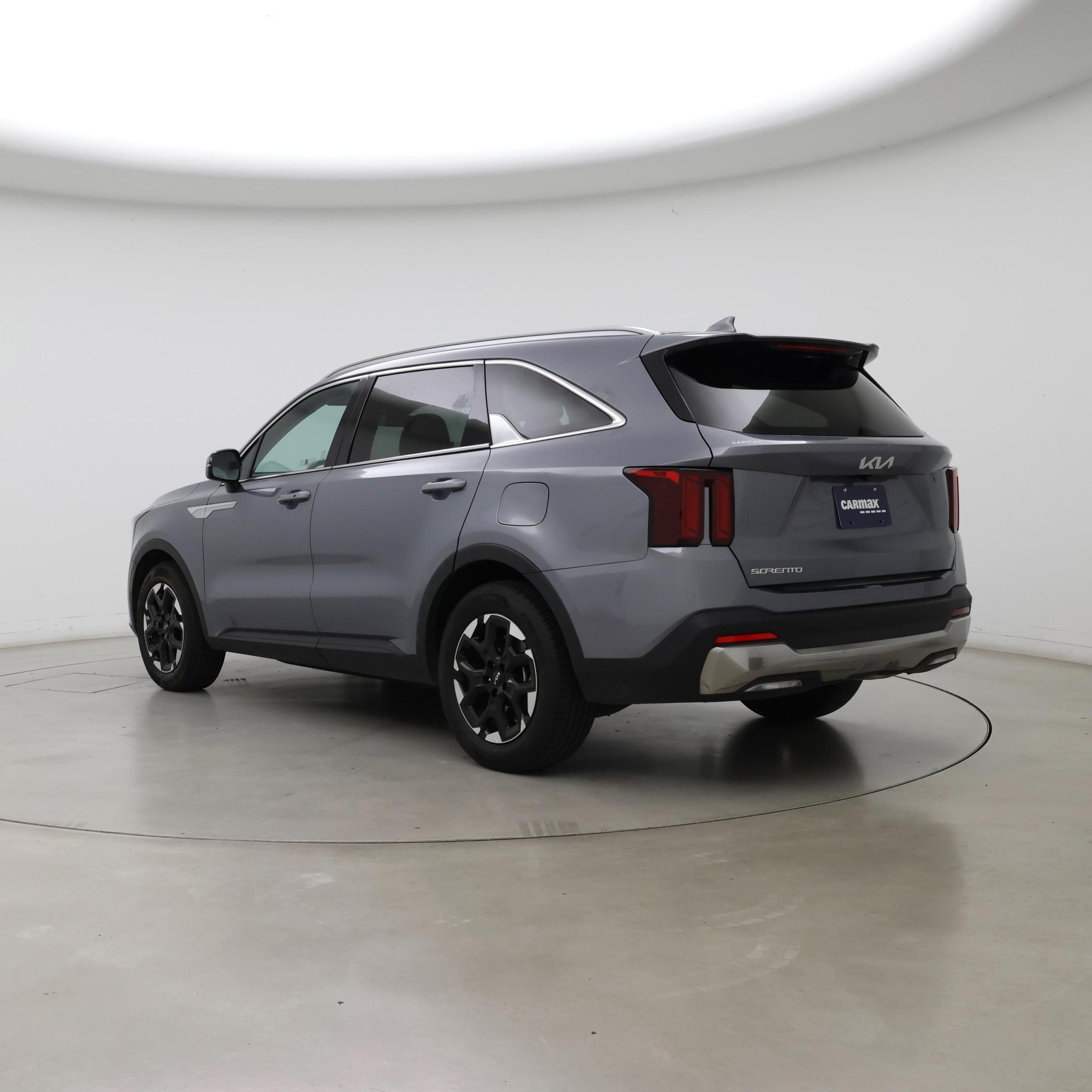 Thumbnail: 2024 Kia Sorento - 2