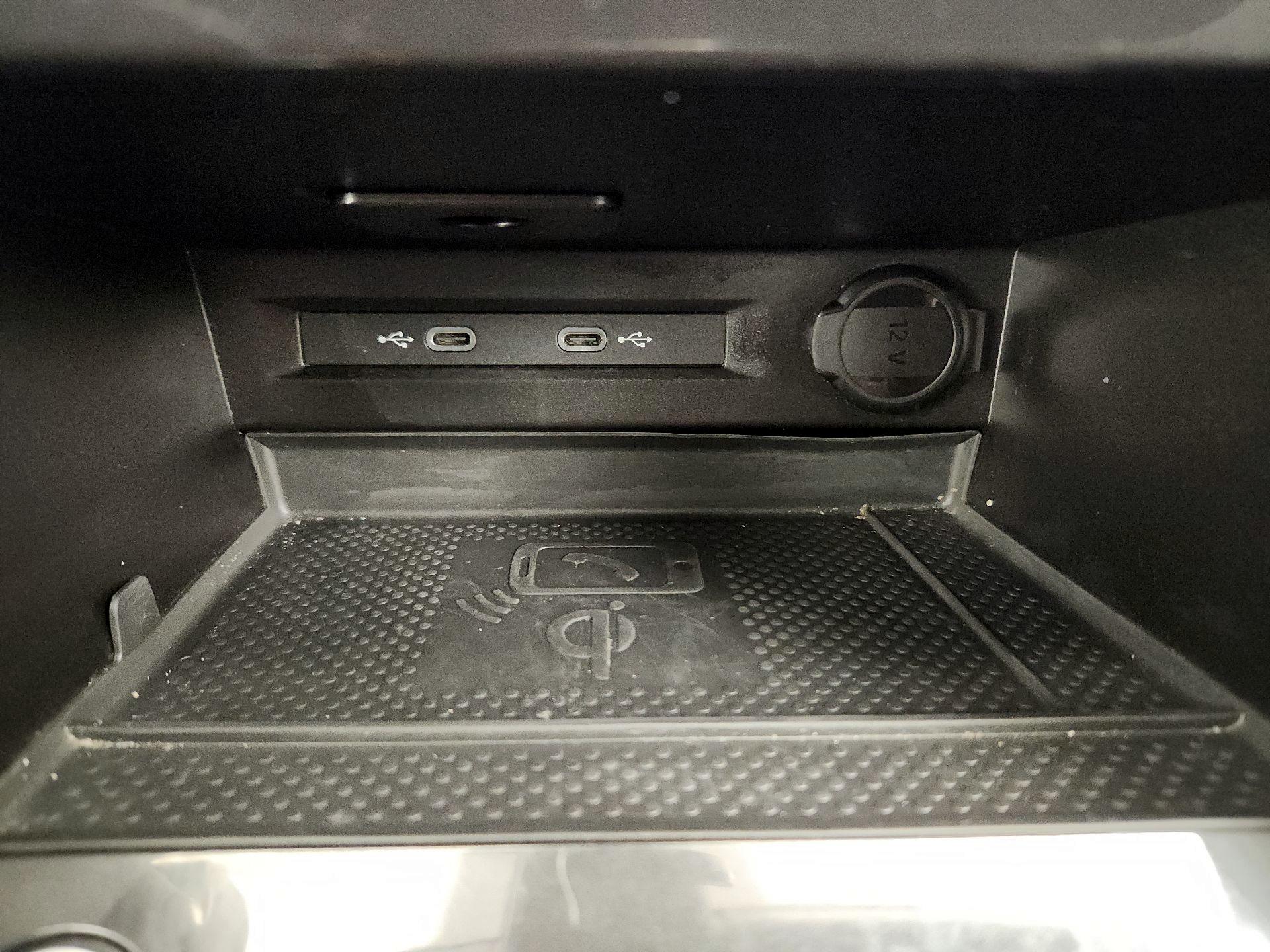 Thumbnail: 2024 Volkswagen Tiguan - 16