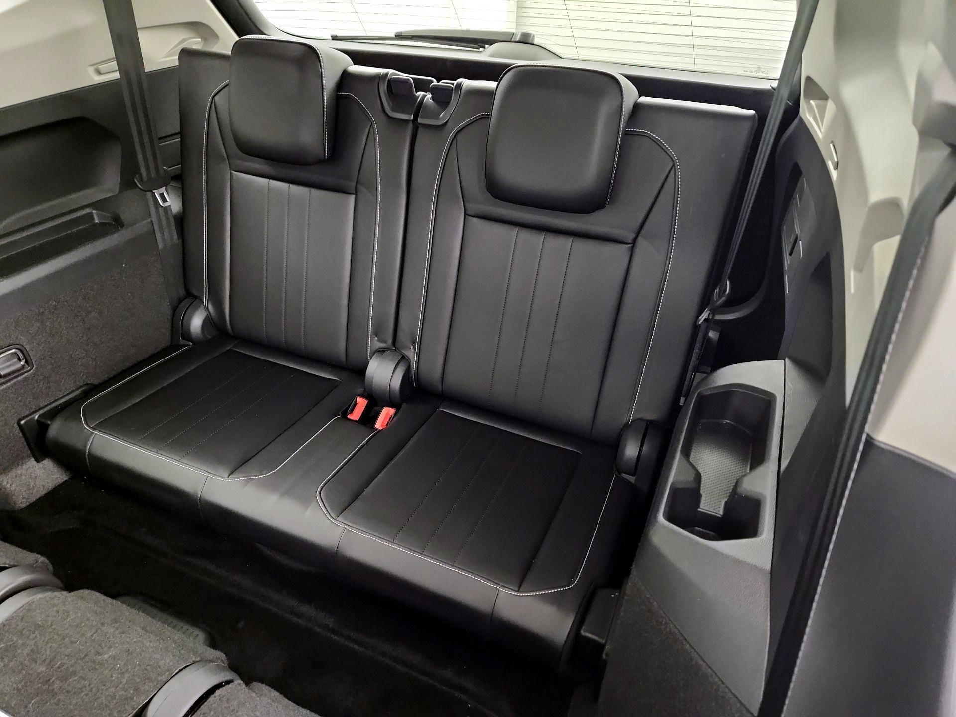 Thumbnail: 2024 Volkswagen Tiguan - 18