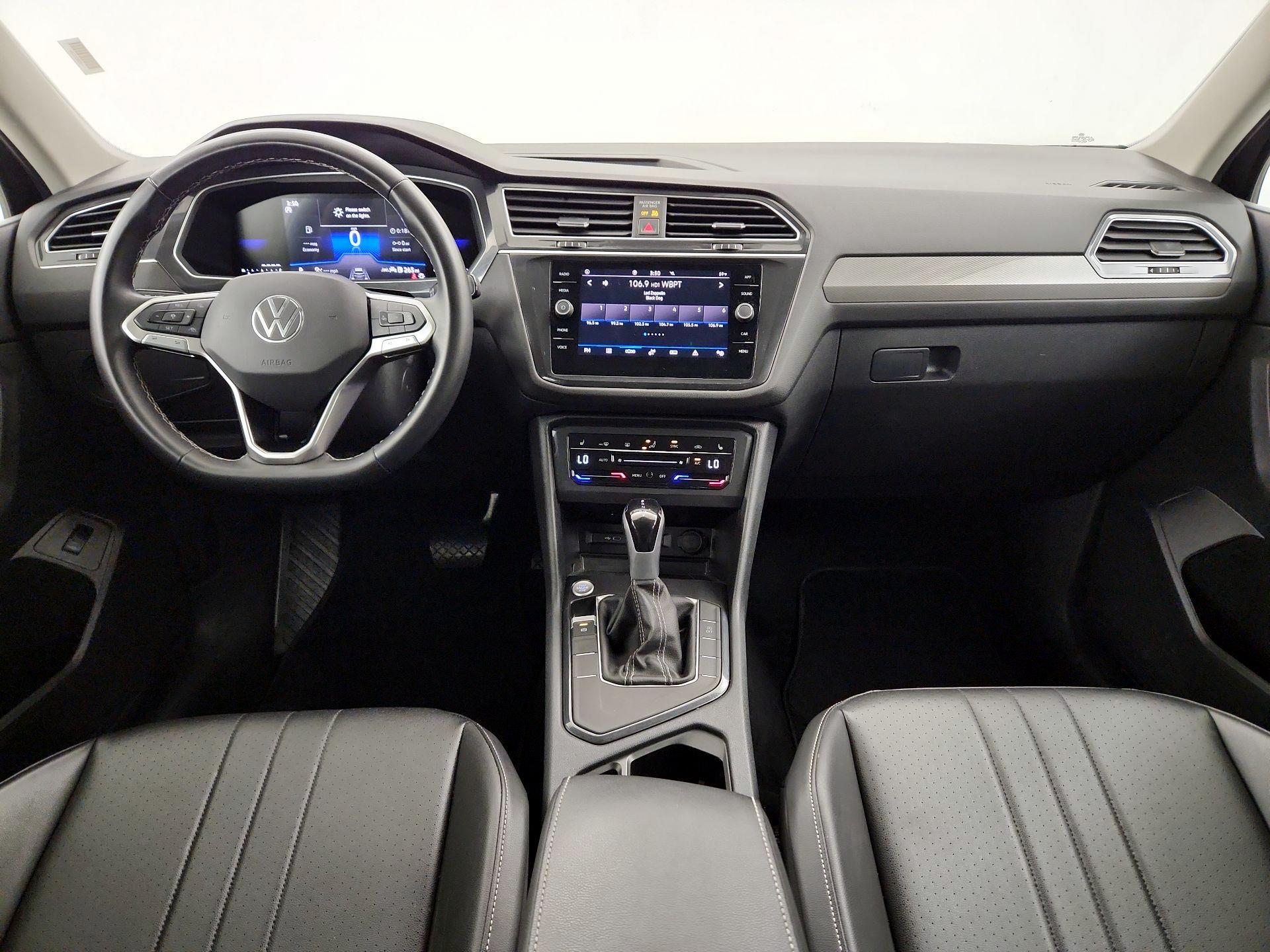 Thumbnail: 2024 Volkswagen Tiguan - 8