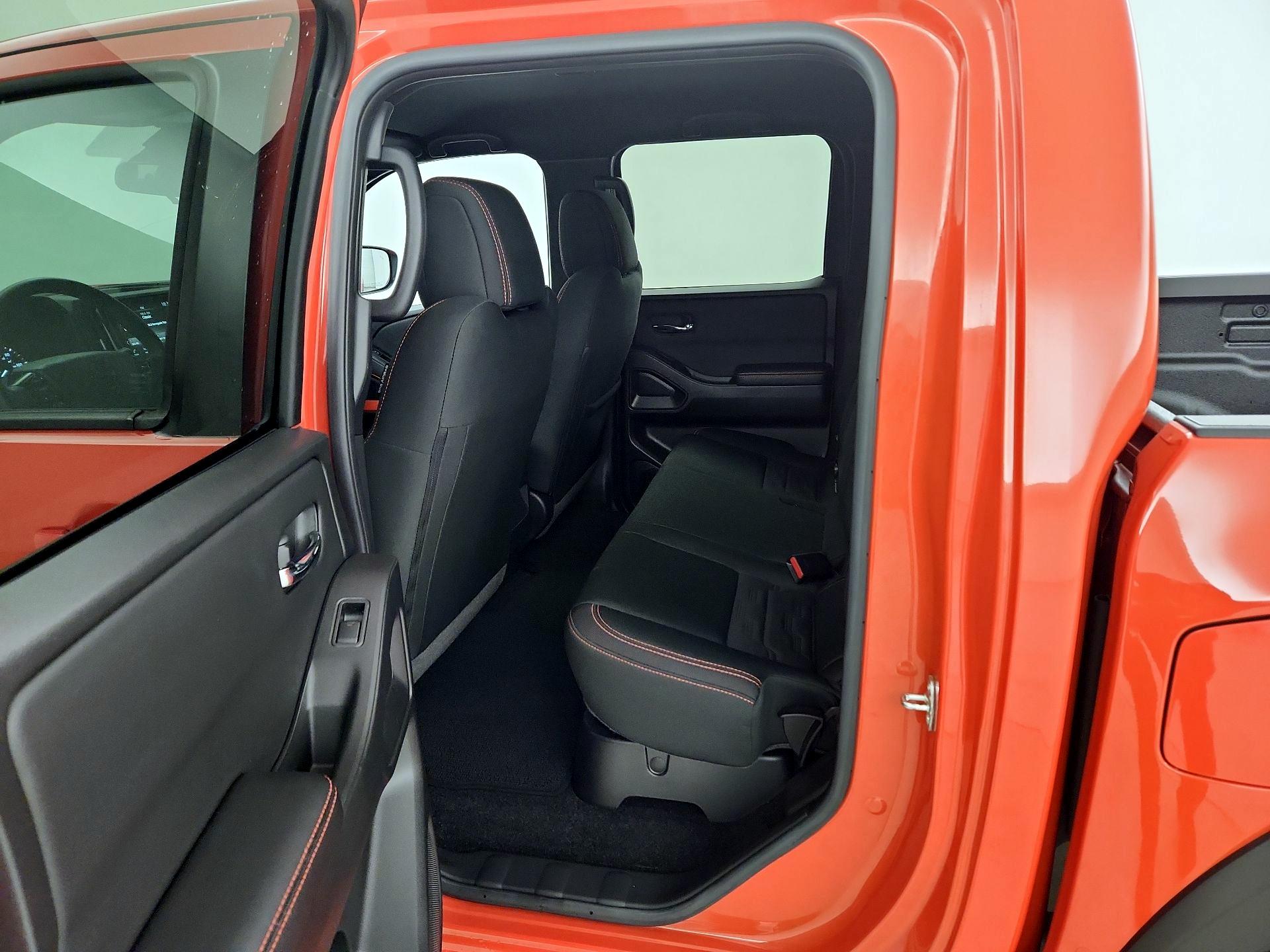 Thumbnail: 2025 Nissan Frontier - 17