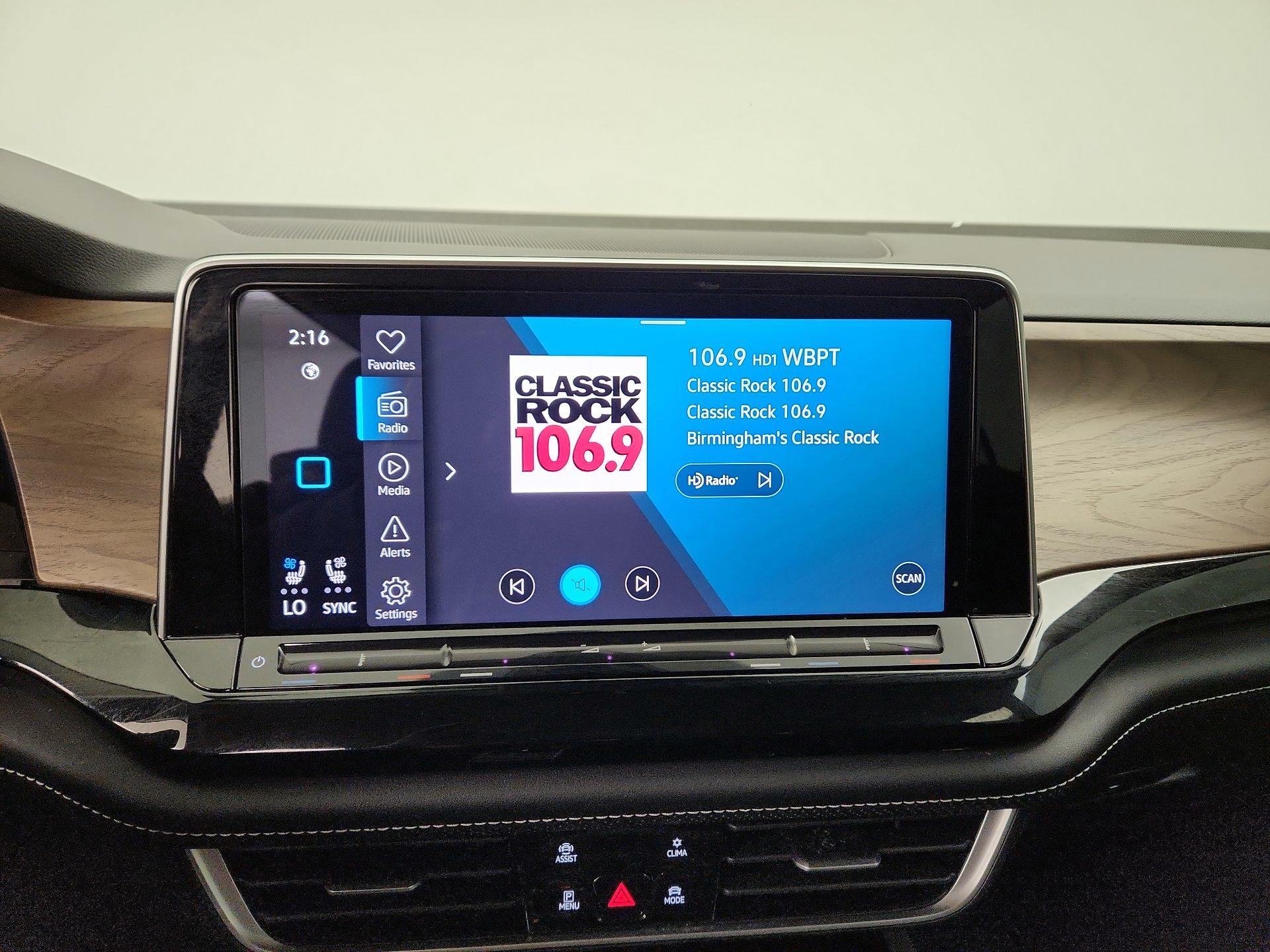 Thumbnail: 2024 Volkswagen Atlas - 15