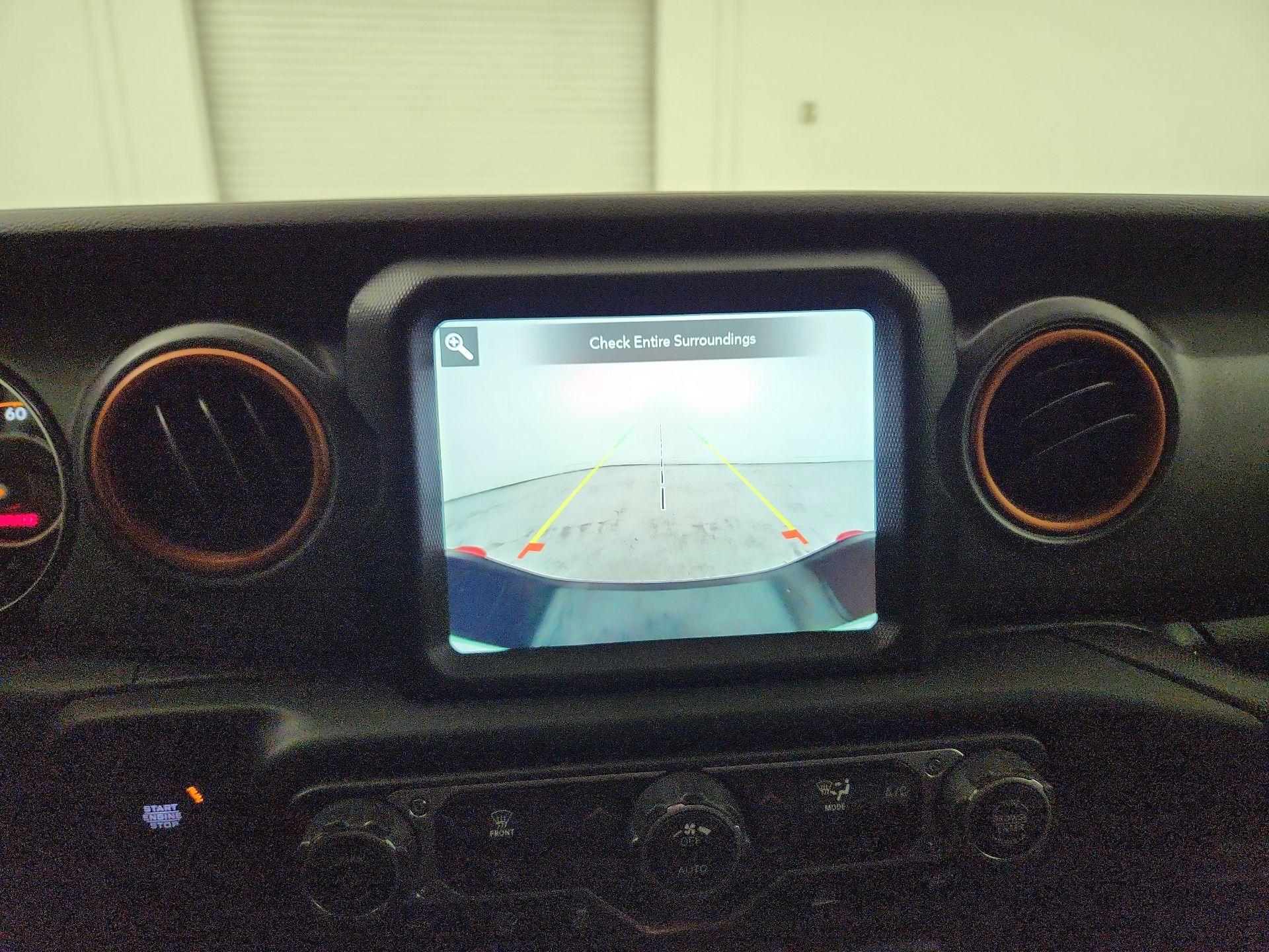 Thumbnail: 2023 Jeep Gladiator - 13