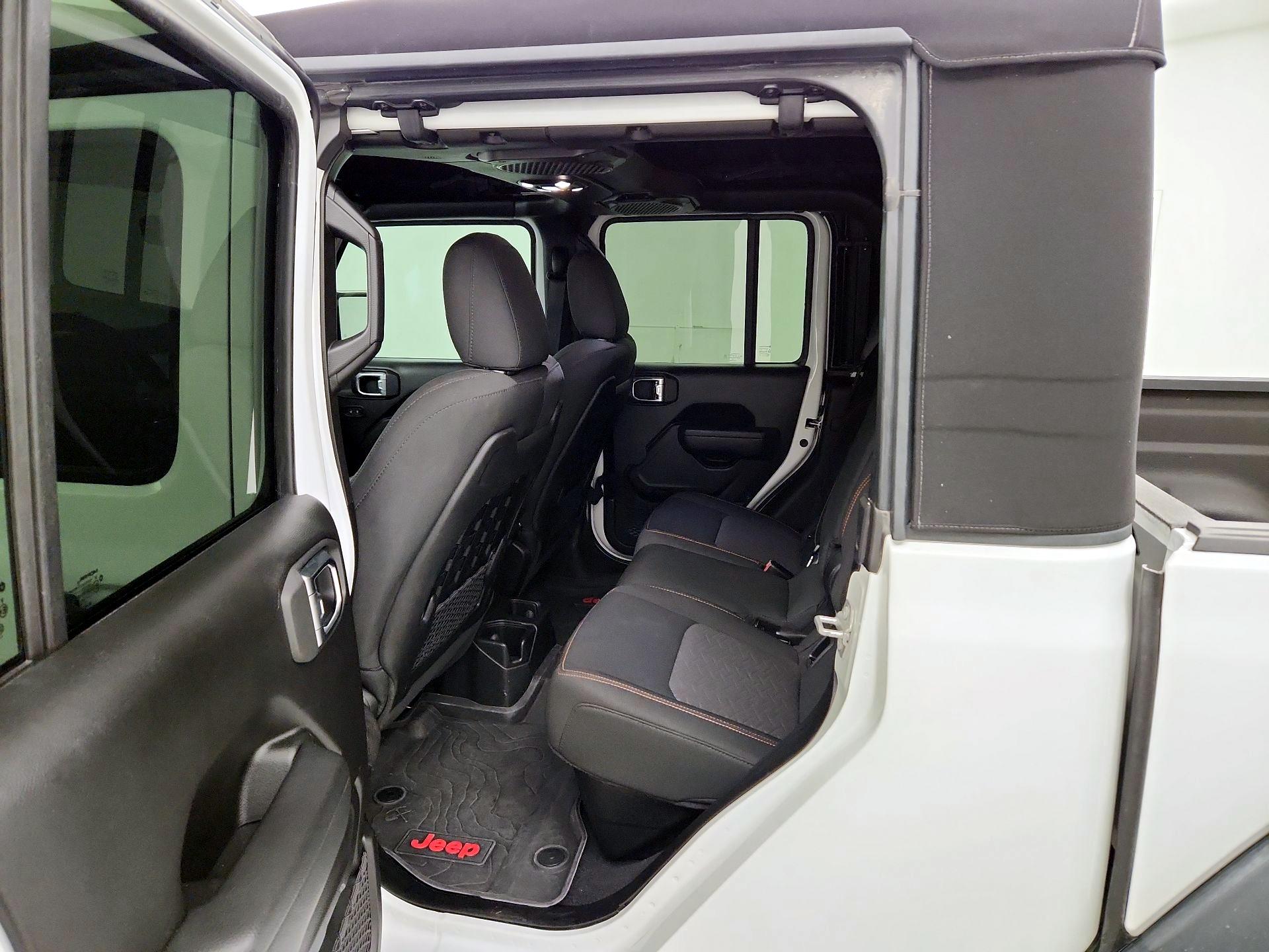 Thumbnail: 2023 Jeep Gladiator - 18