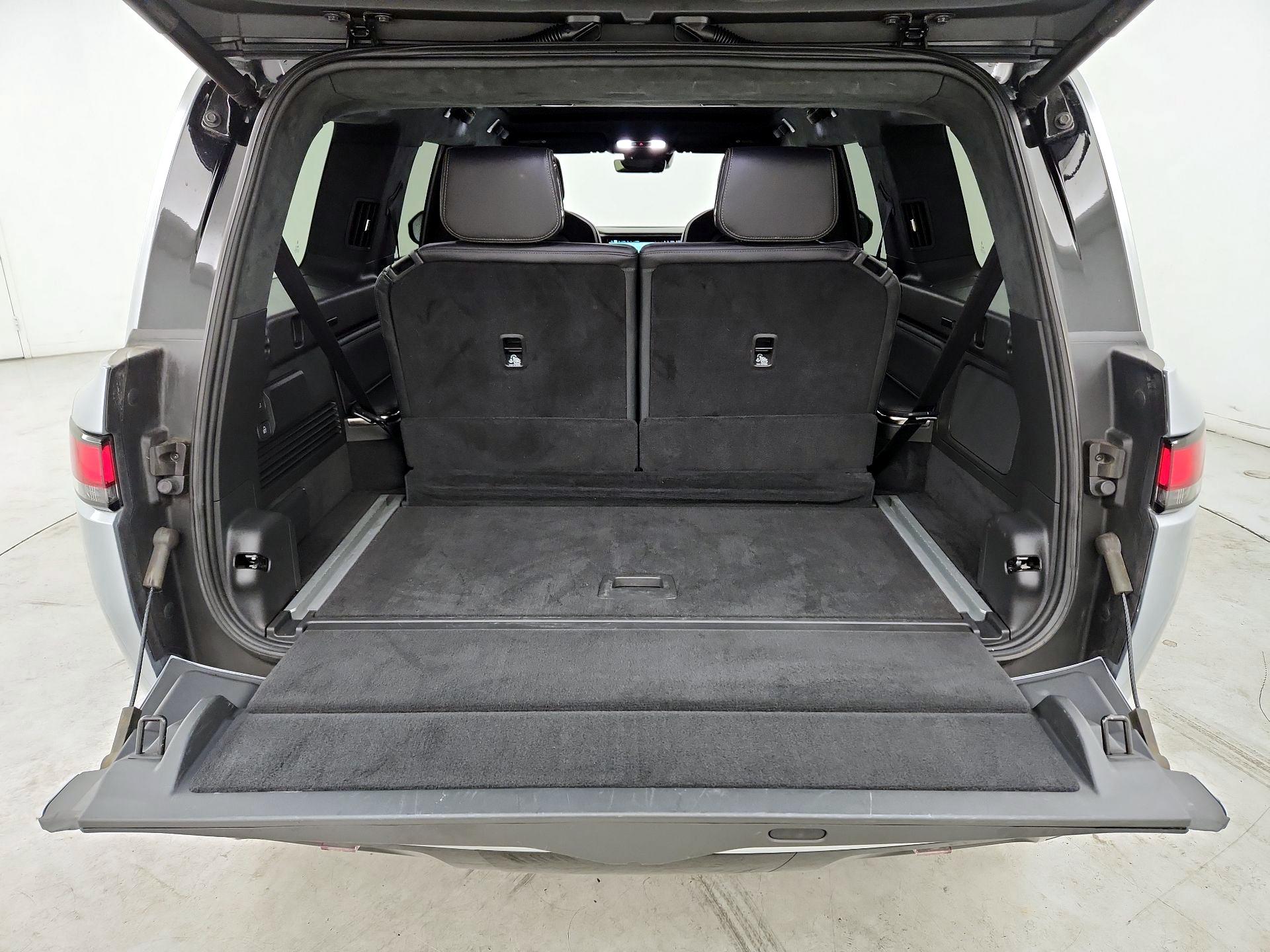 Thumbnail: 2023 Rivian R1S - 20