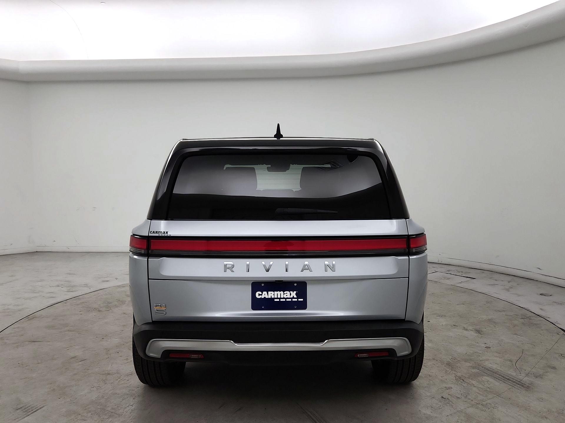 Thumbnail: 2023 Rivian R1S - 6